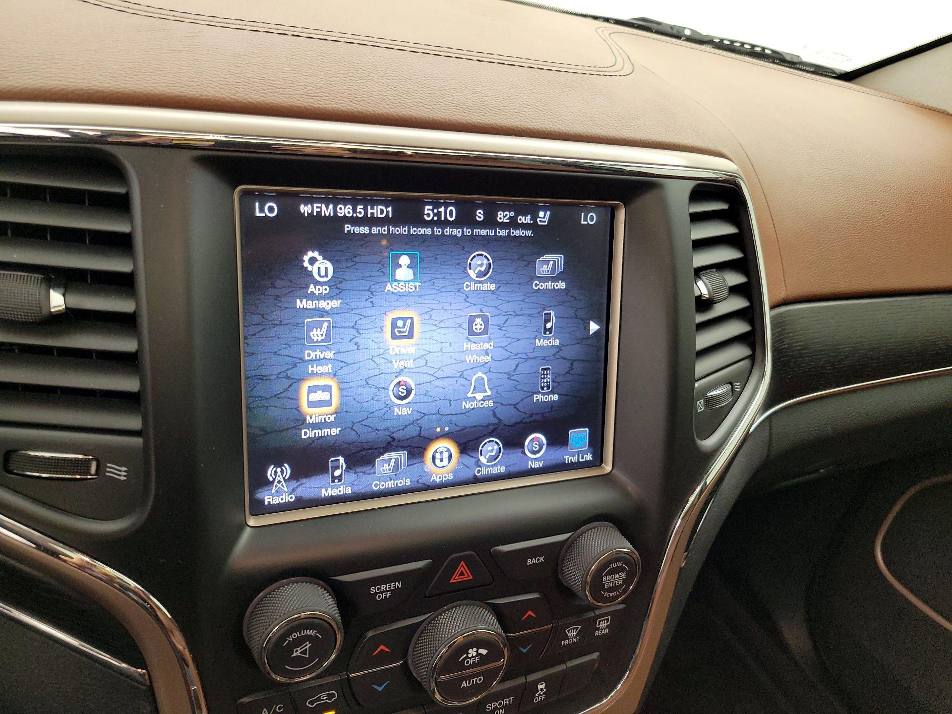 Thumbnail: 2016 Jeep Grand Cherokee - 16