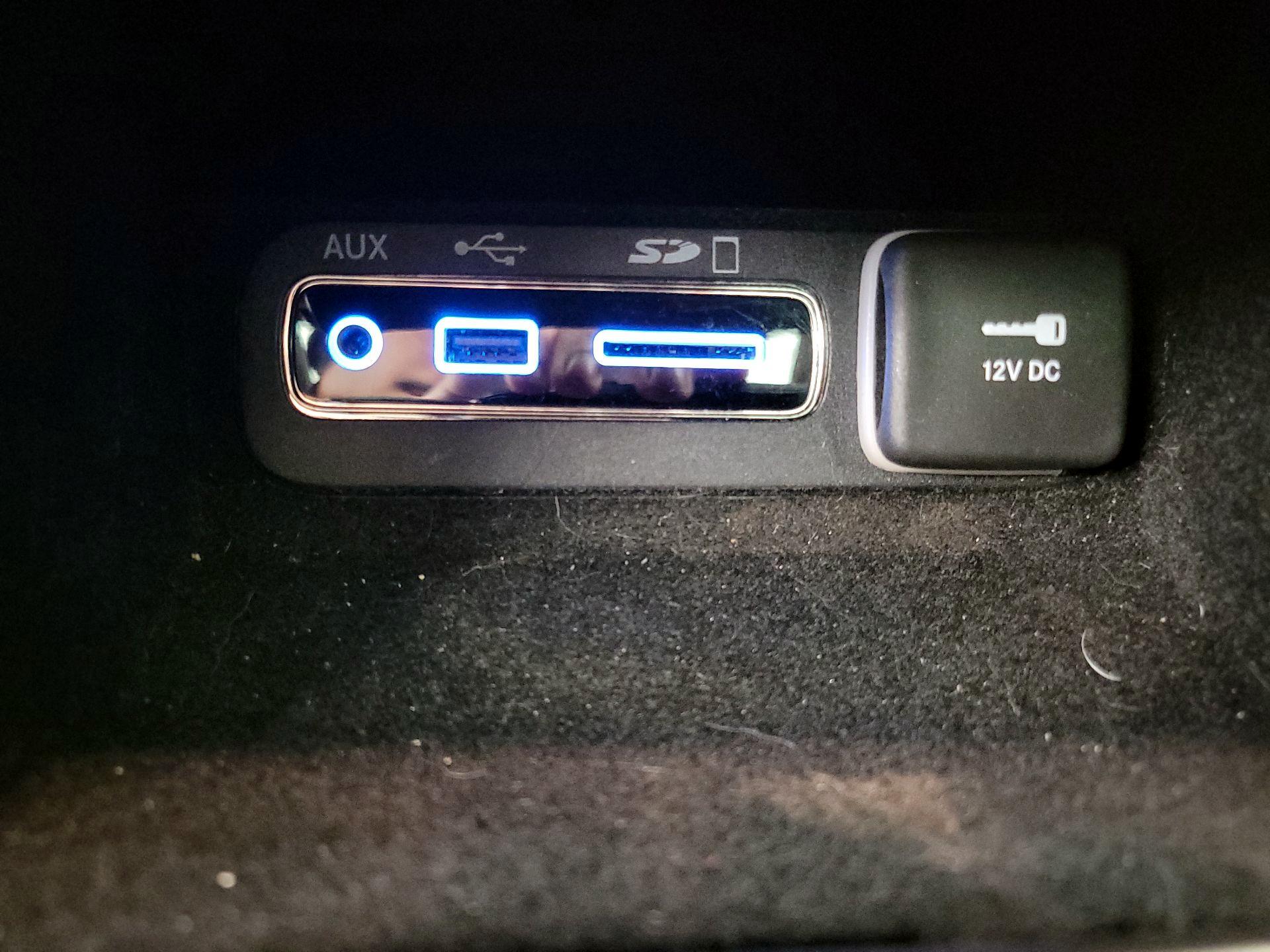 Thumbnail: 2016 Jeep Grand Cherokee - 19