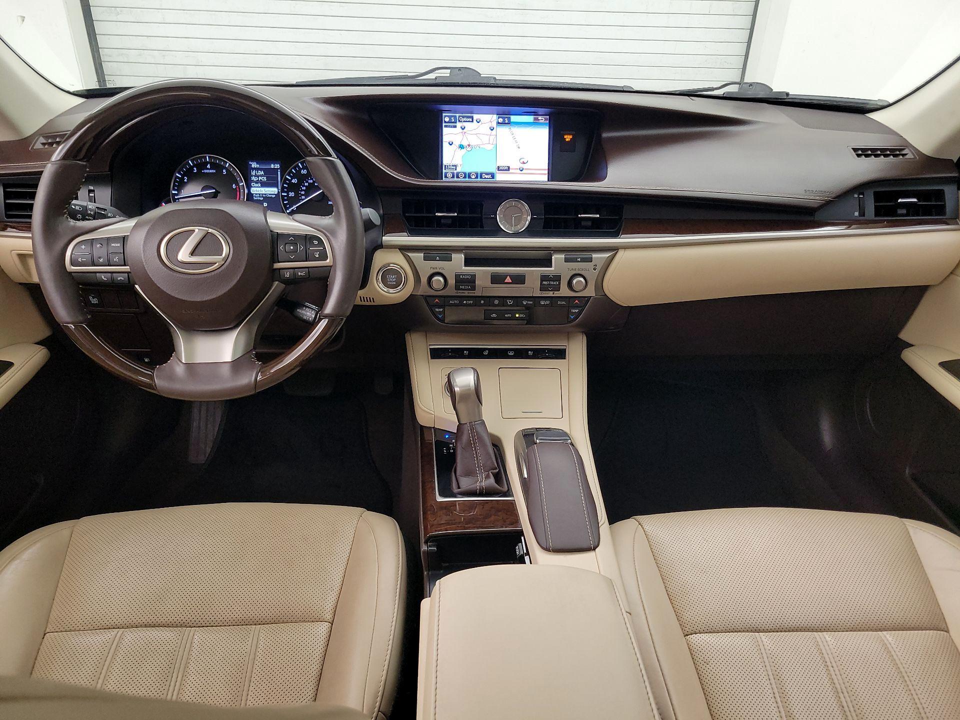 Thumbnail: 2016 Lexus ES - 9
