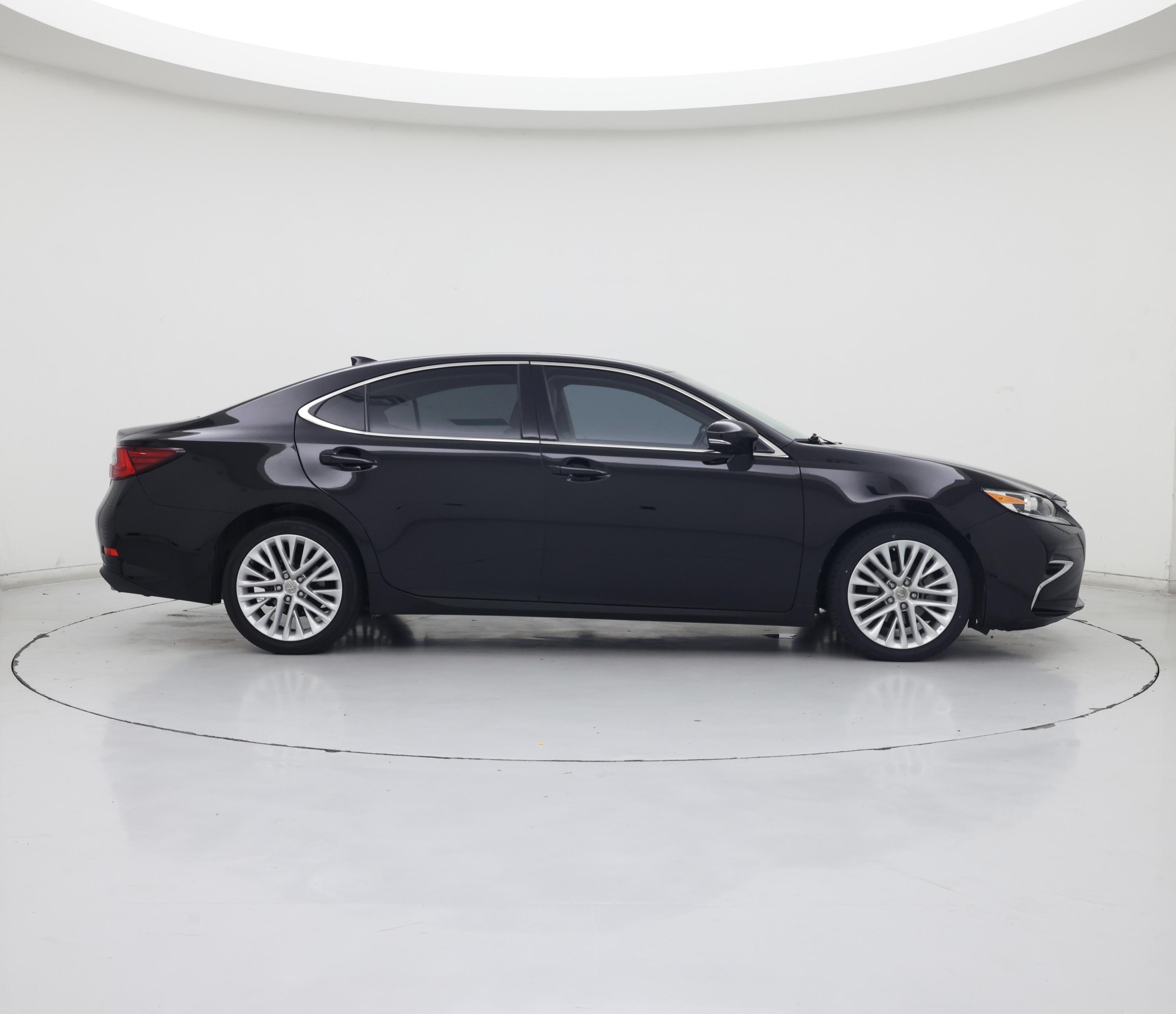 Thumbnail: 2016 Lexus ES - 7