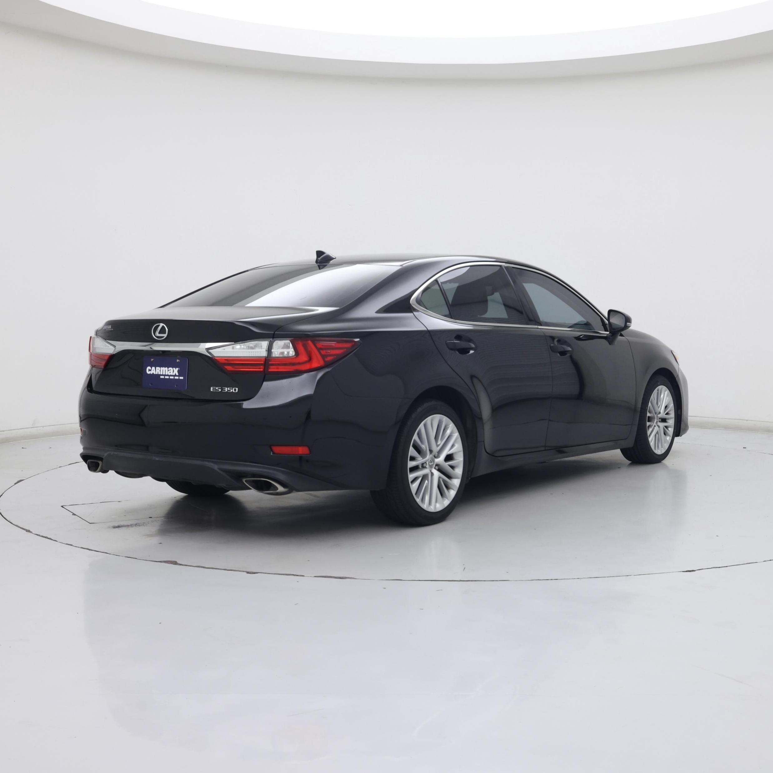Thumbnail: 2016 Lexus ES - 8