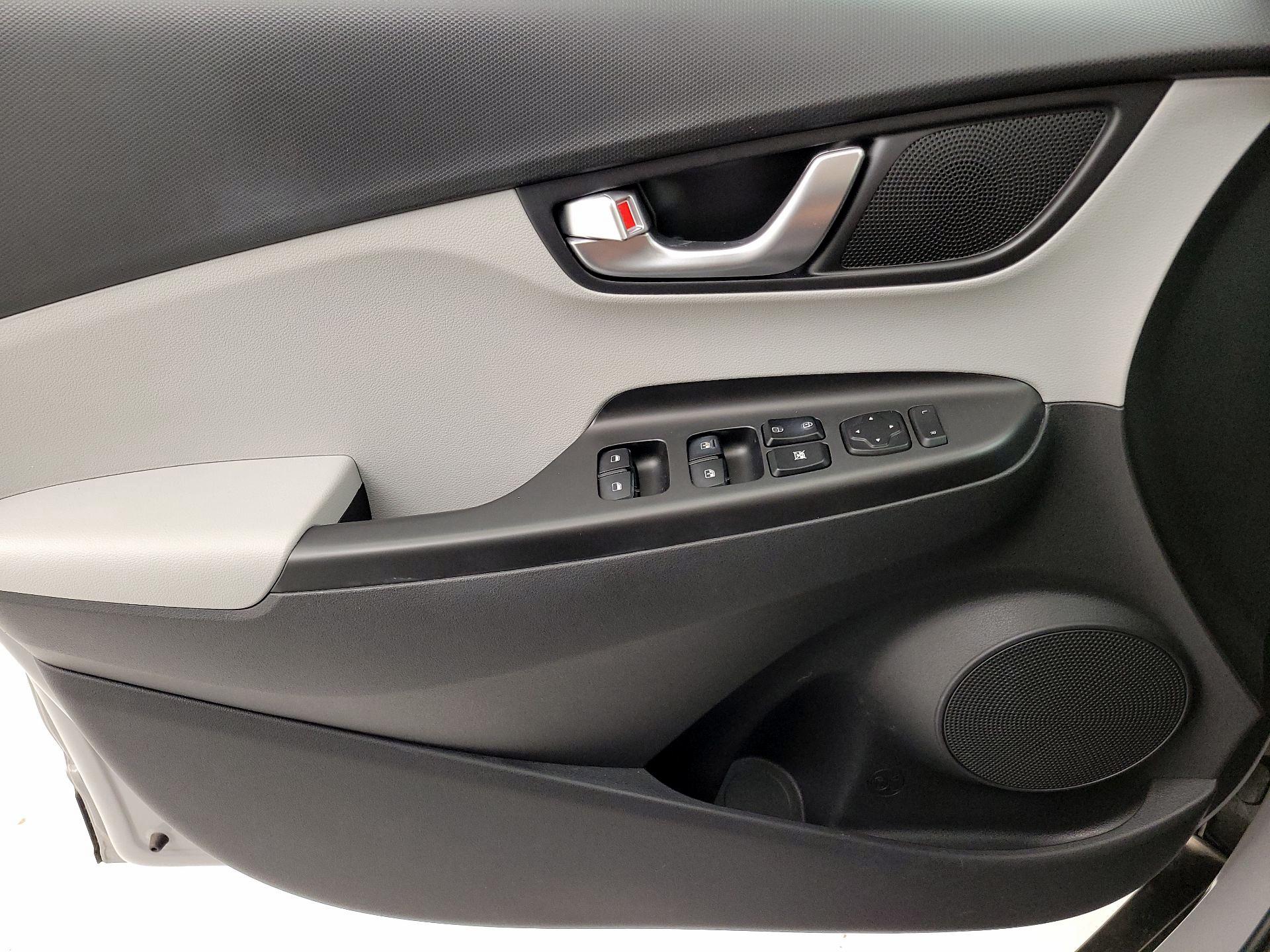 Thumbnail: 2023 Hyundai Kona - 12