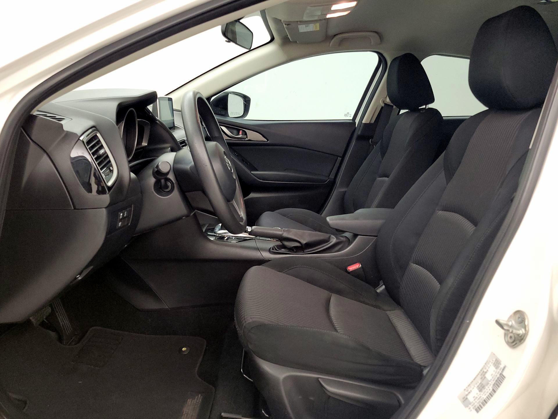 Thumbnail: 2016 Mazda Mazda3 - 11