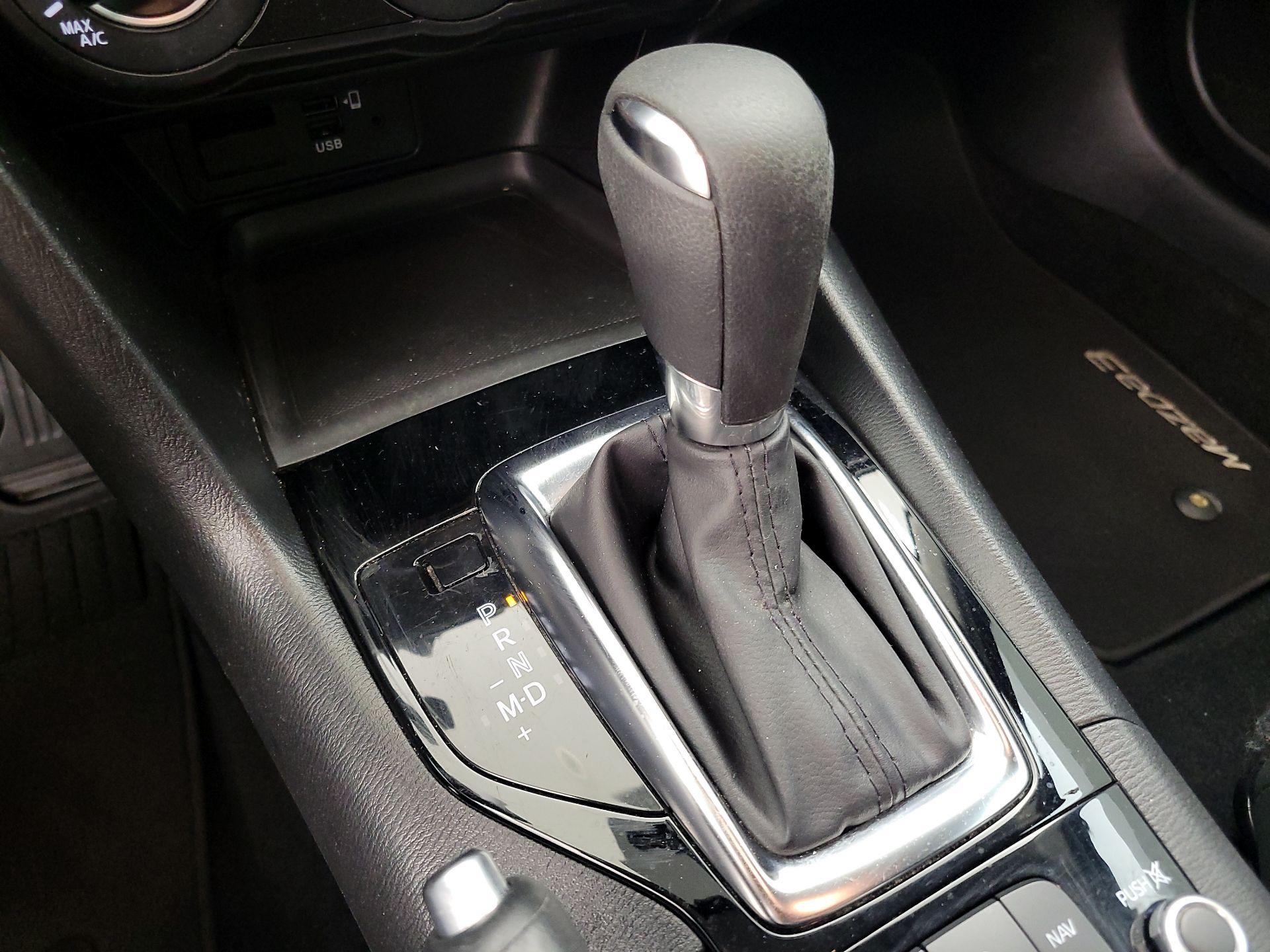 Thumbnail: 2016 Mazda Mazda3 - 18