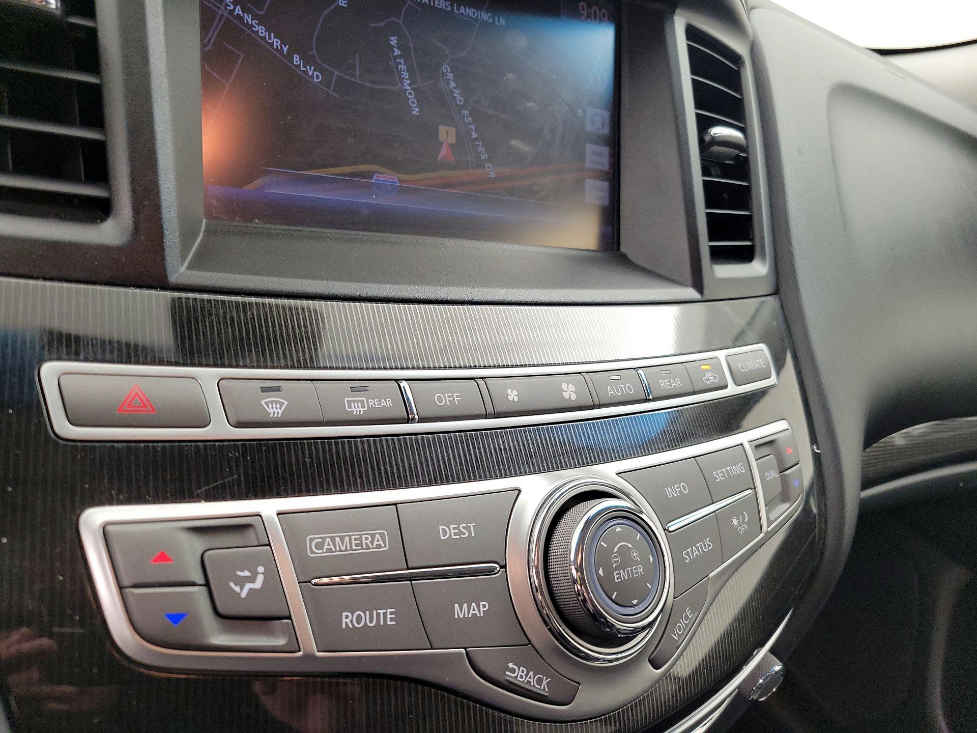 Thumbnail: 2016 INFINITI QX60 - 17