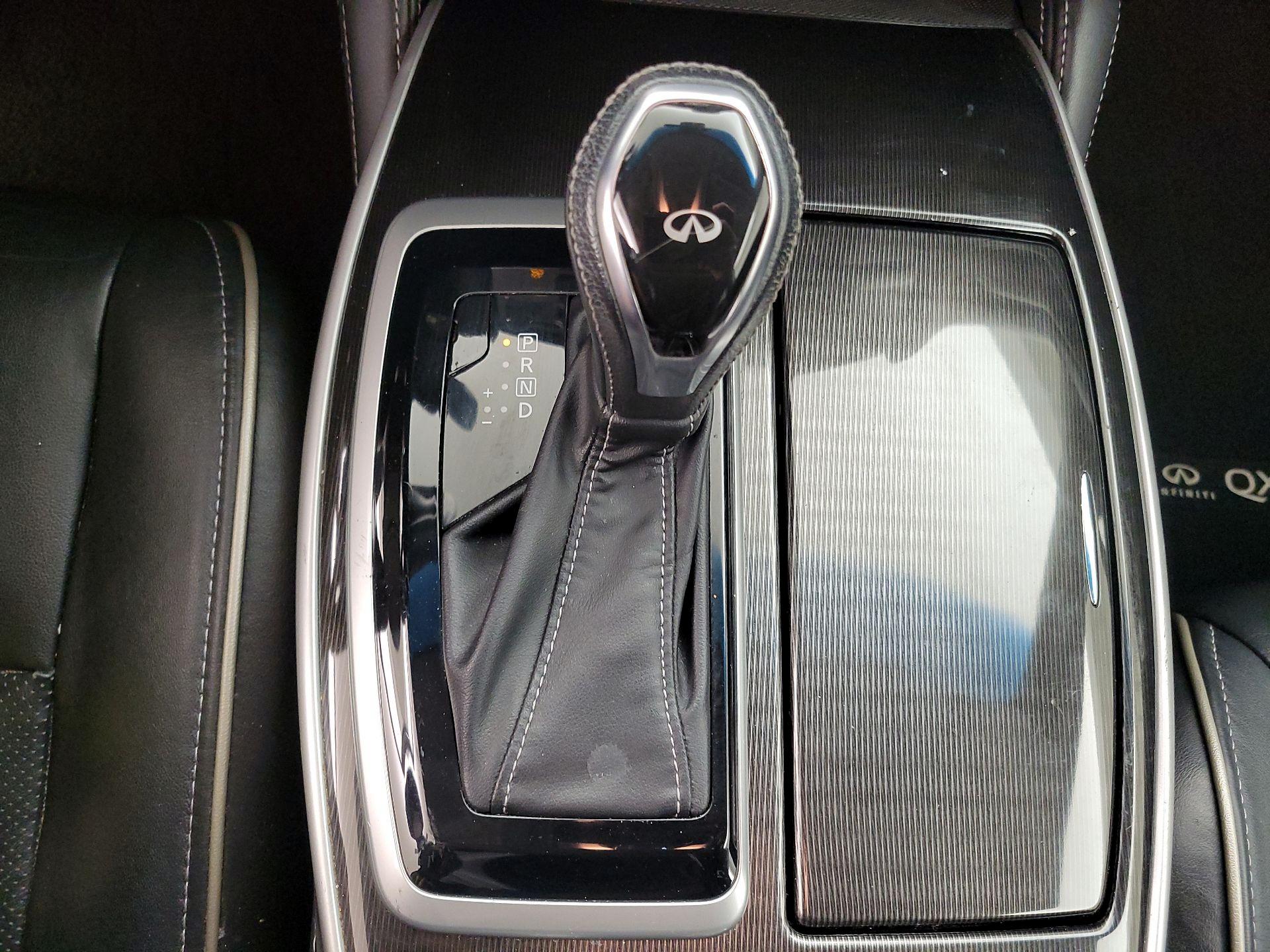 Thumbnail: 2016 INFINITI QX60 - 18