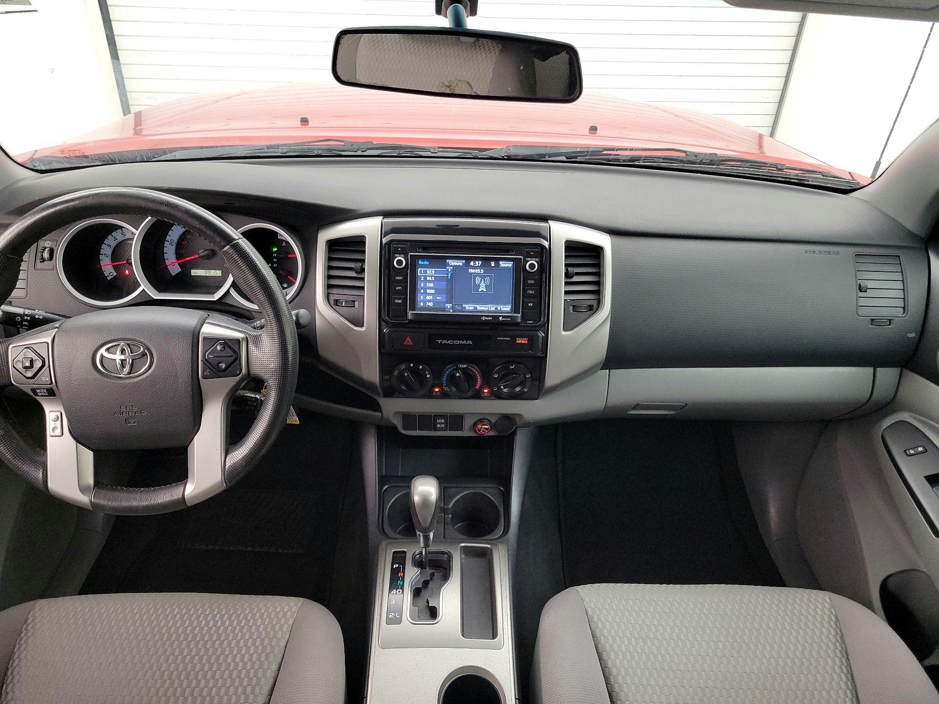 Thumbnail: 2015 Toyota Tacoma - 9