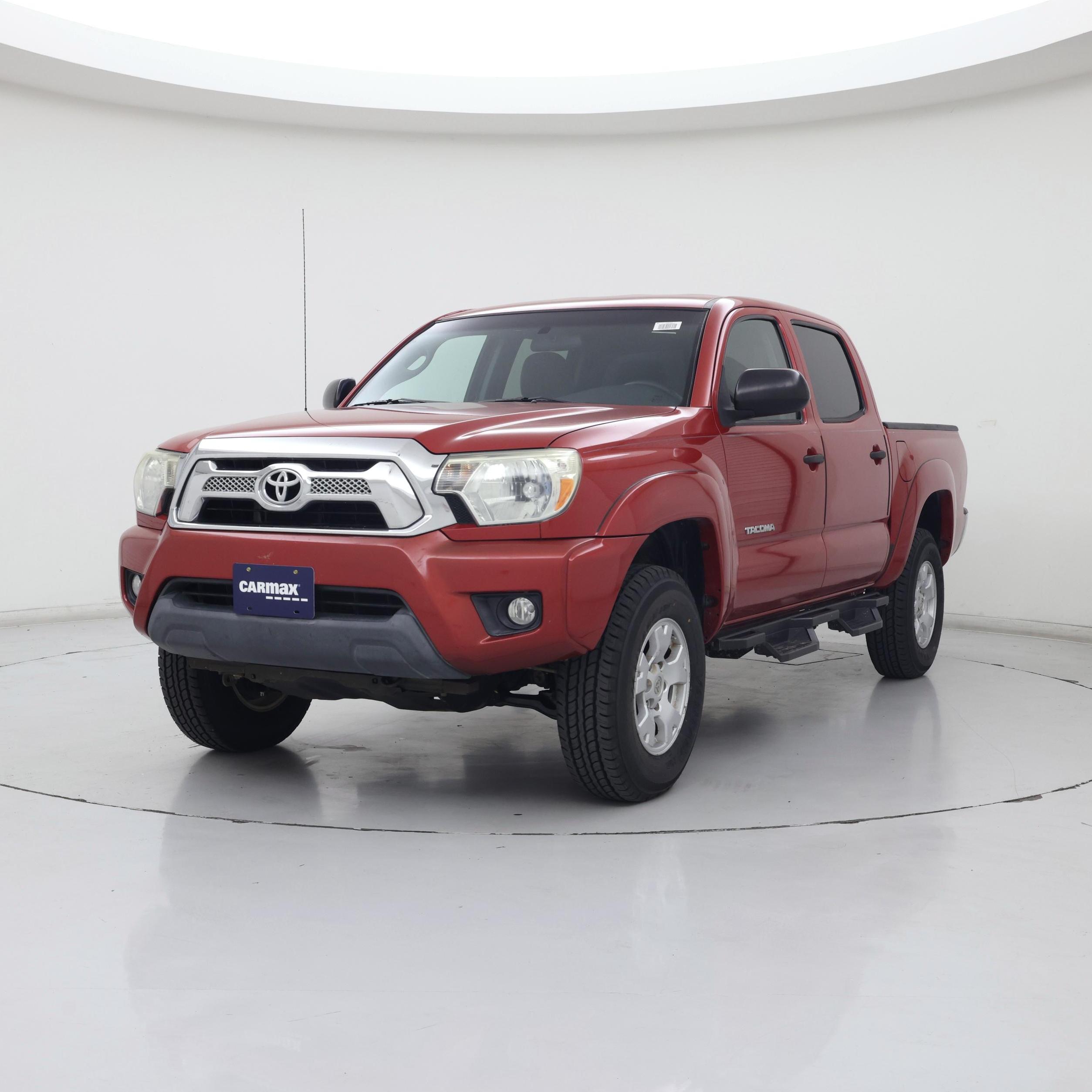 Thumbnail: 2015 Toyota Tacoma - 4