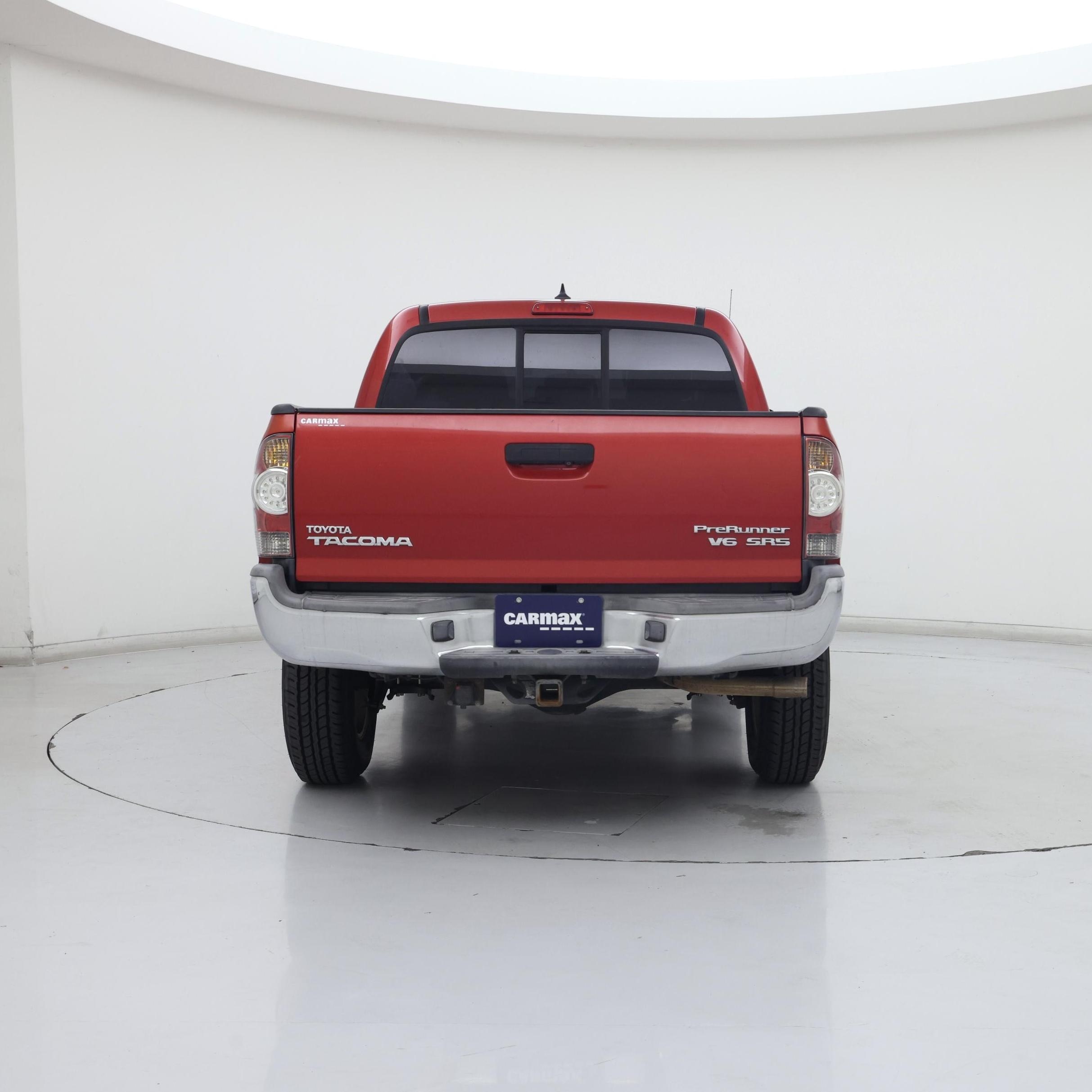 Thumbnail: 2015 Toyota Tacoma - 6