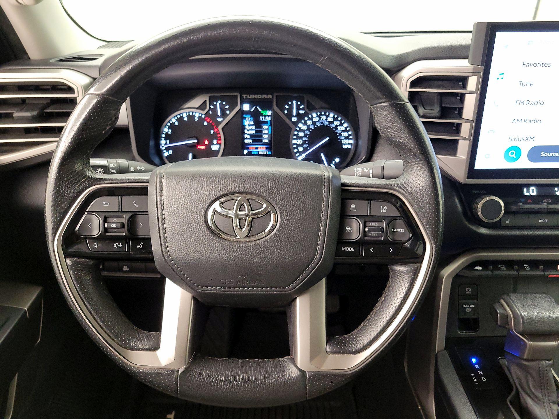 Thumbnail: 2022 Toyota Tundra - 10