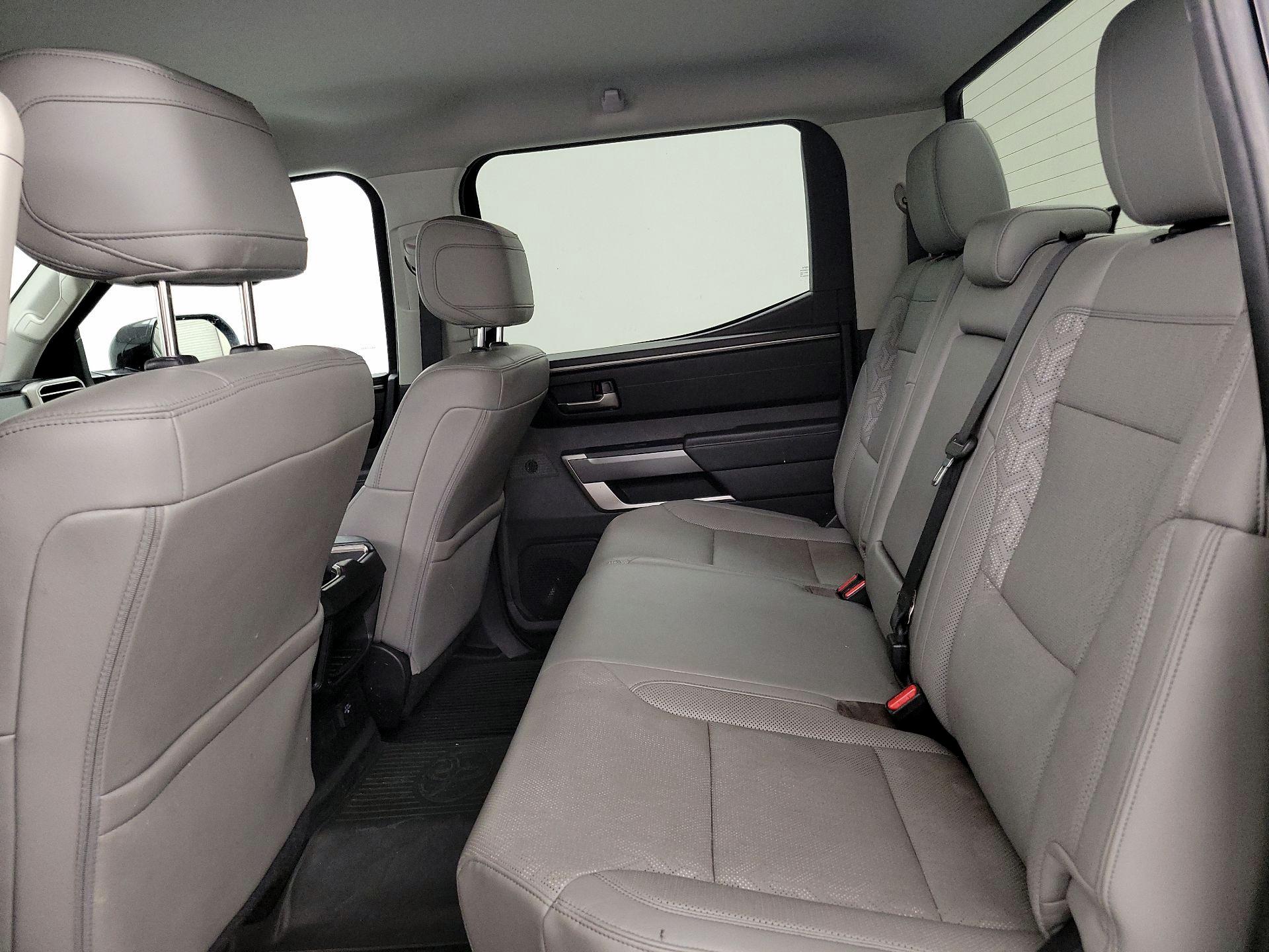 Thumbnail: 2022 Toyota Tundra - 19