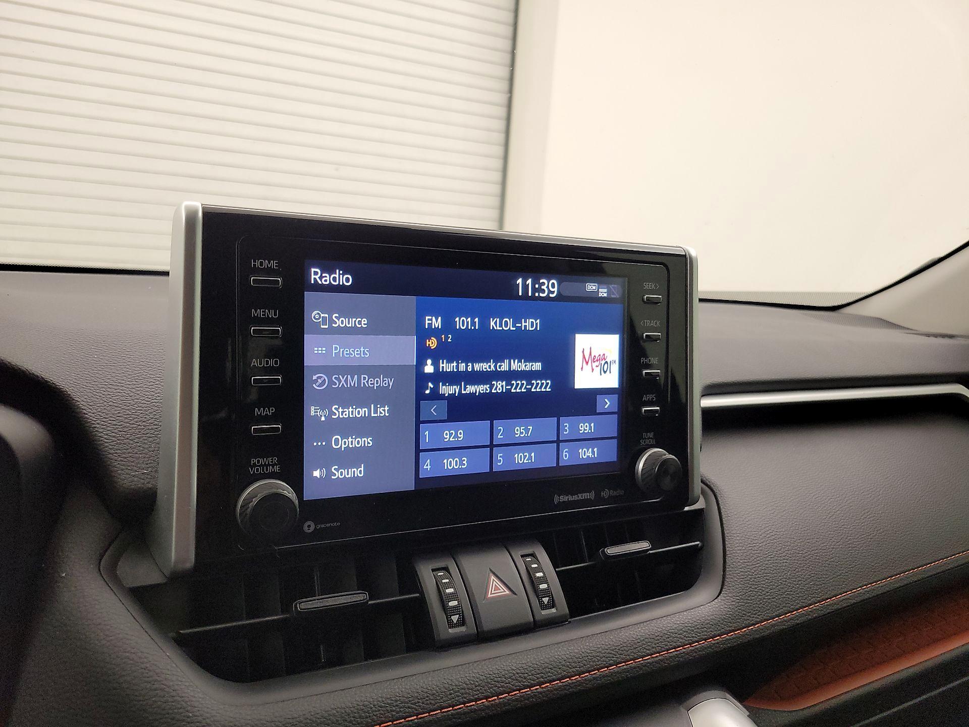 Thumbnail: 2019 Toyota RAV4 - 15