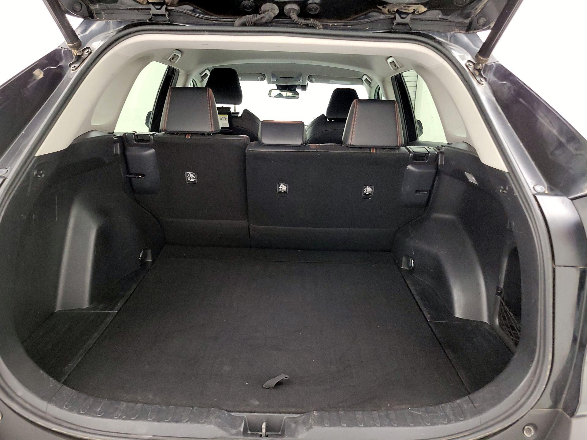 Thumbnail: 2019 Toyota RAV4 - 20