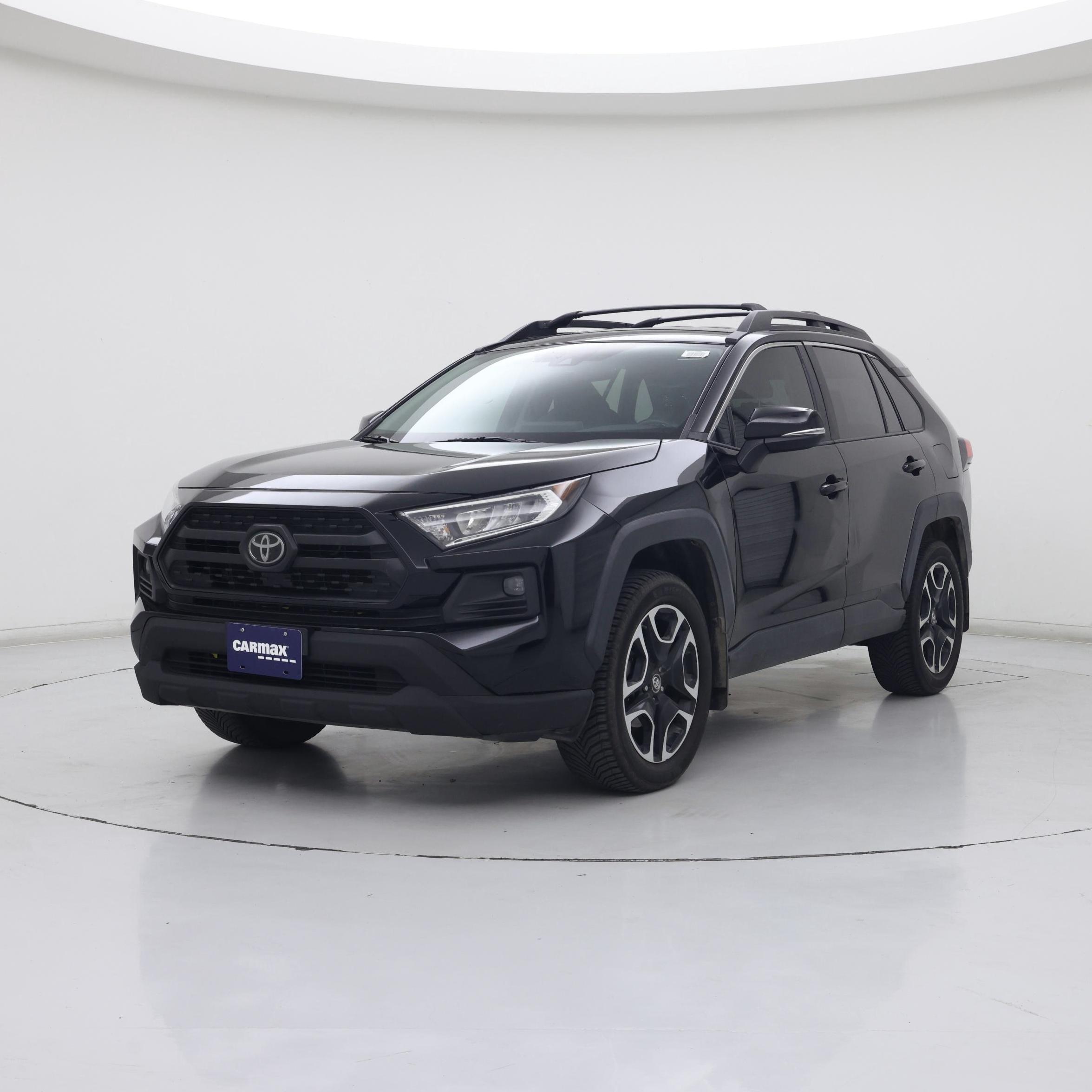 Thumbnail: 2019 Toyota RAV4 - 4