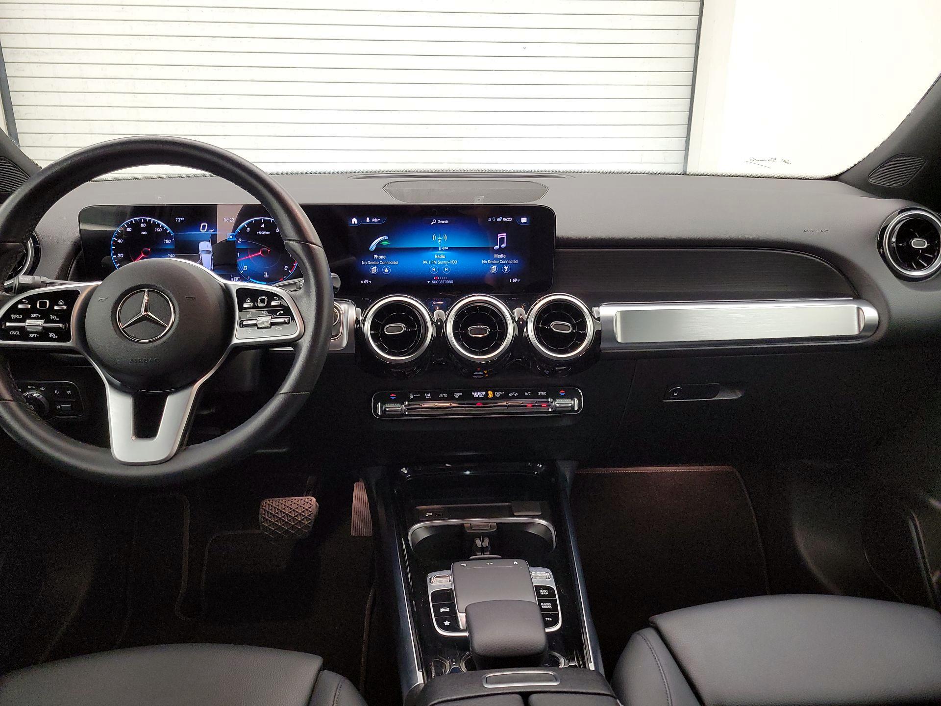 Thumbnail: 2020 Mercedes-Benz GLB - 9