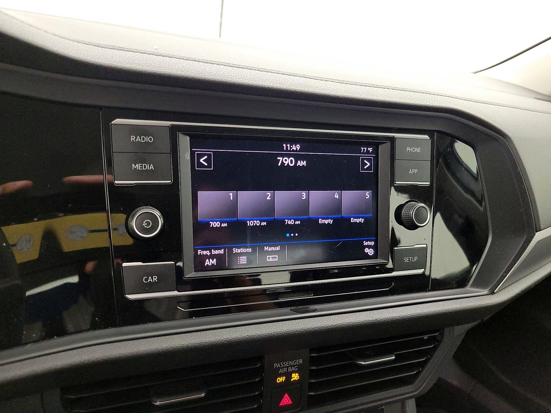 Thumbnail: 2019 Volkswagen Jetta - 15