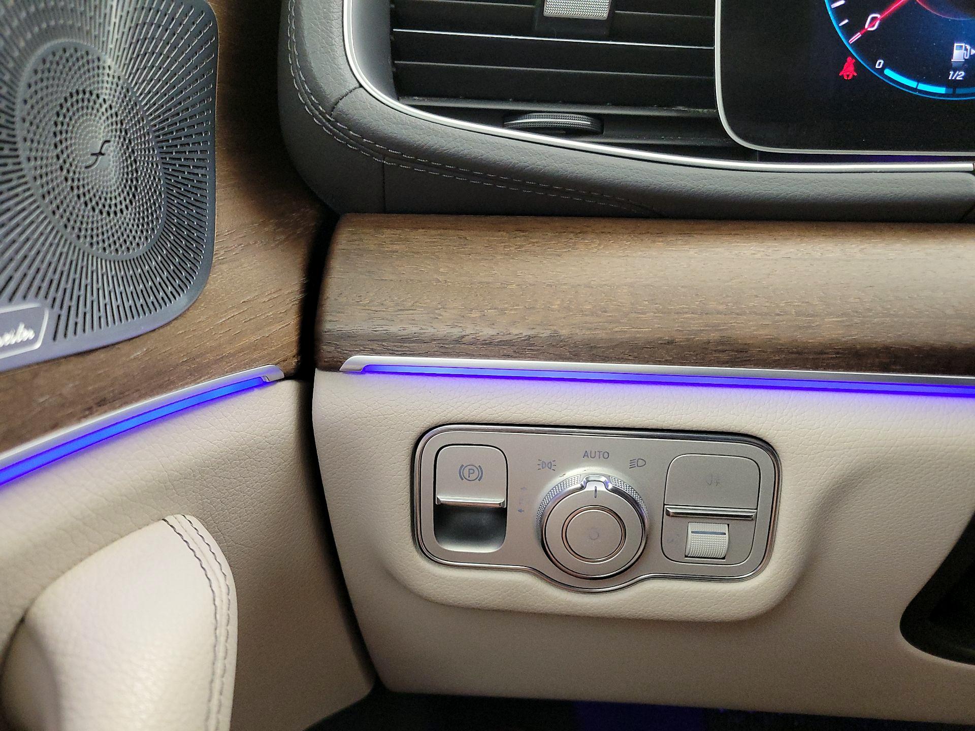 Thumbnail: 2020 Mercedes-Benz GLS - 13