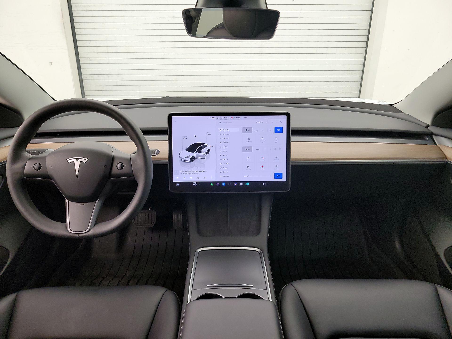 Thumbnail: 2023 Tesla Model 3 - 9