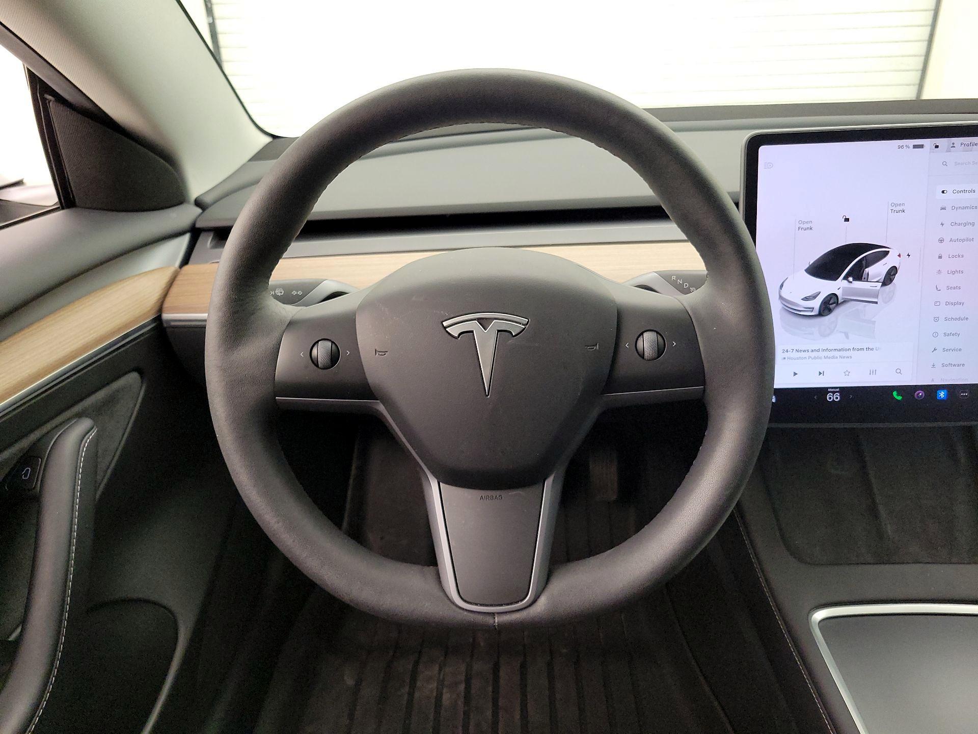 Thumbnail: 2023 Tesla Model 3 - 10