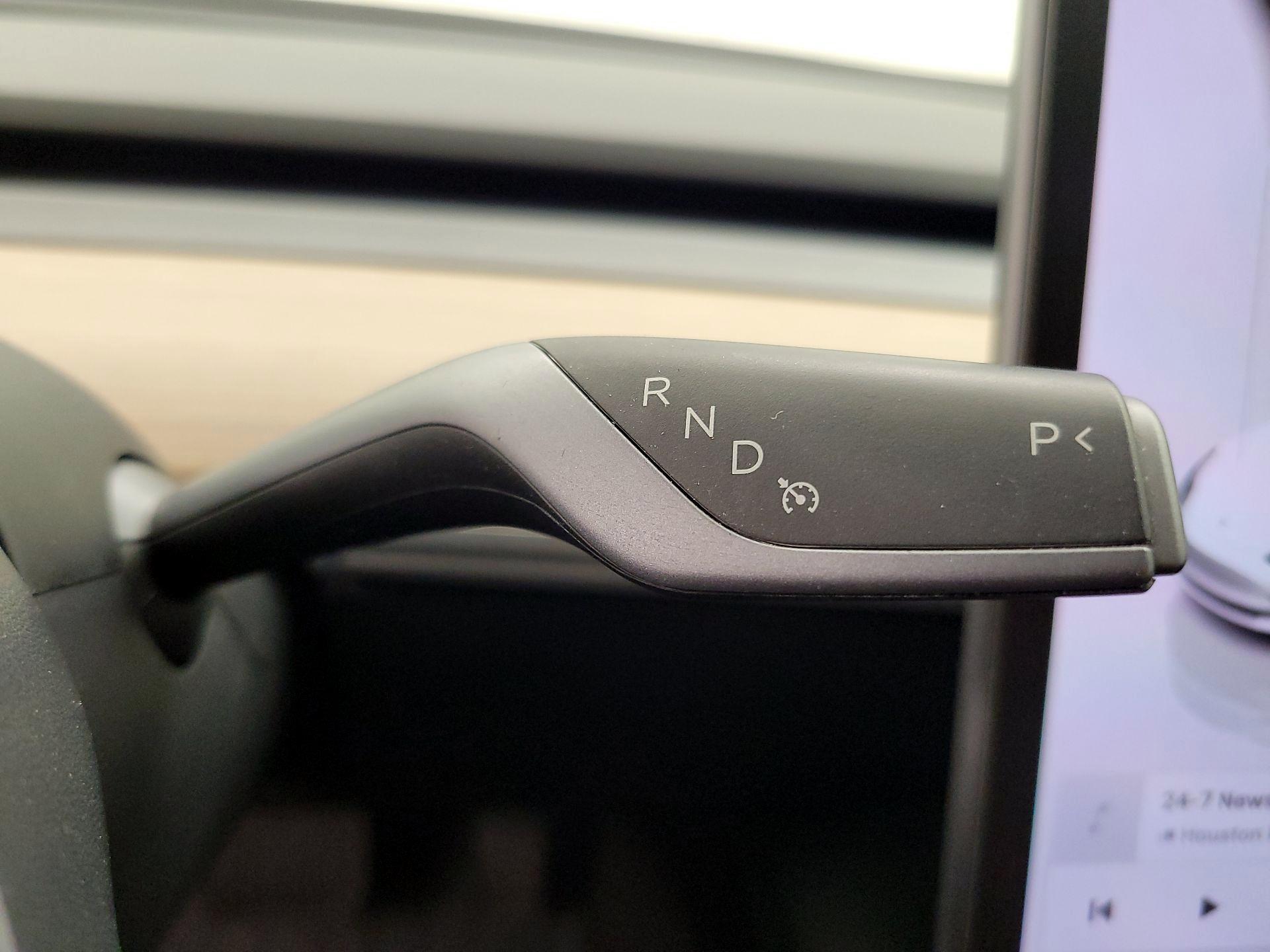 Thumbnail: 2023 Tesla Model 3 - 17