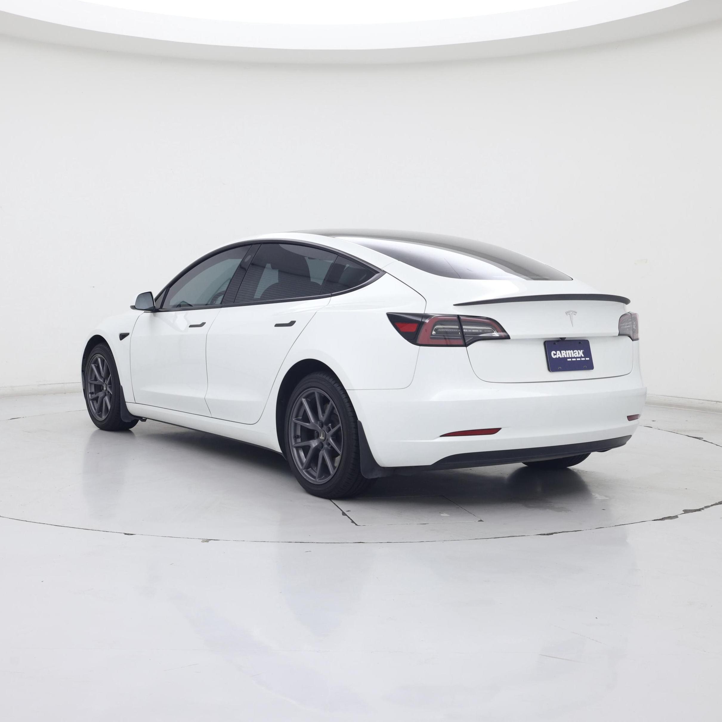 Thumbnail: 2023 Tesla Model 3 - 2