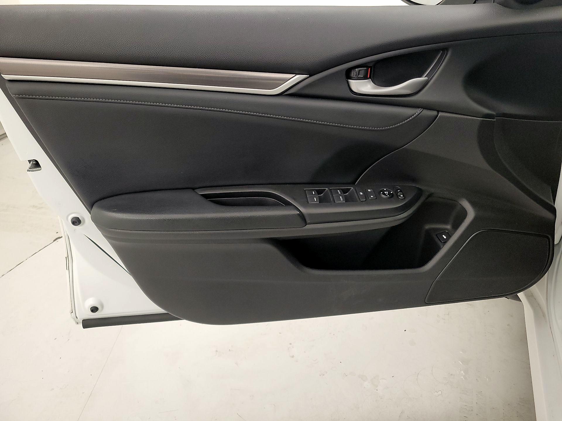 Thumbnail: 2020 Honda Civic - 12