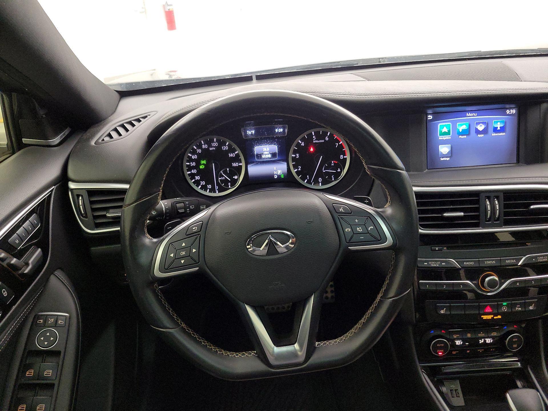 Thumbnail: 2018 INFINITI QX30 - 10