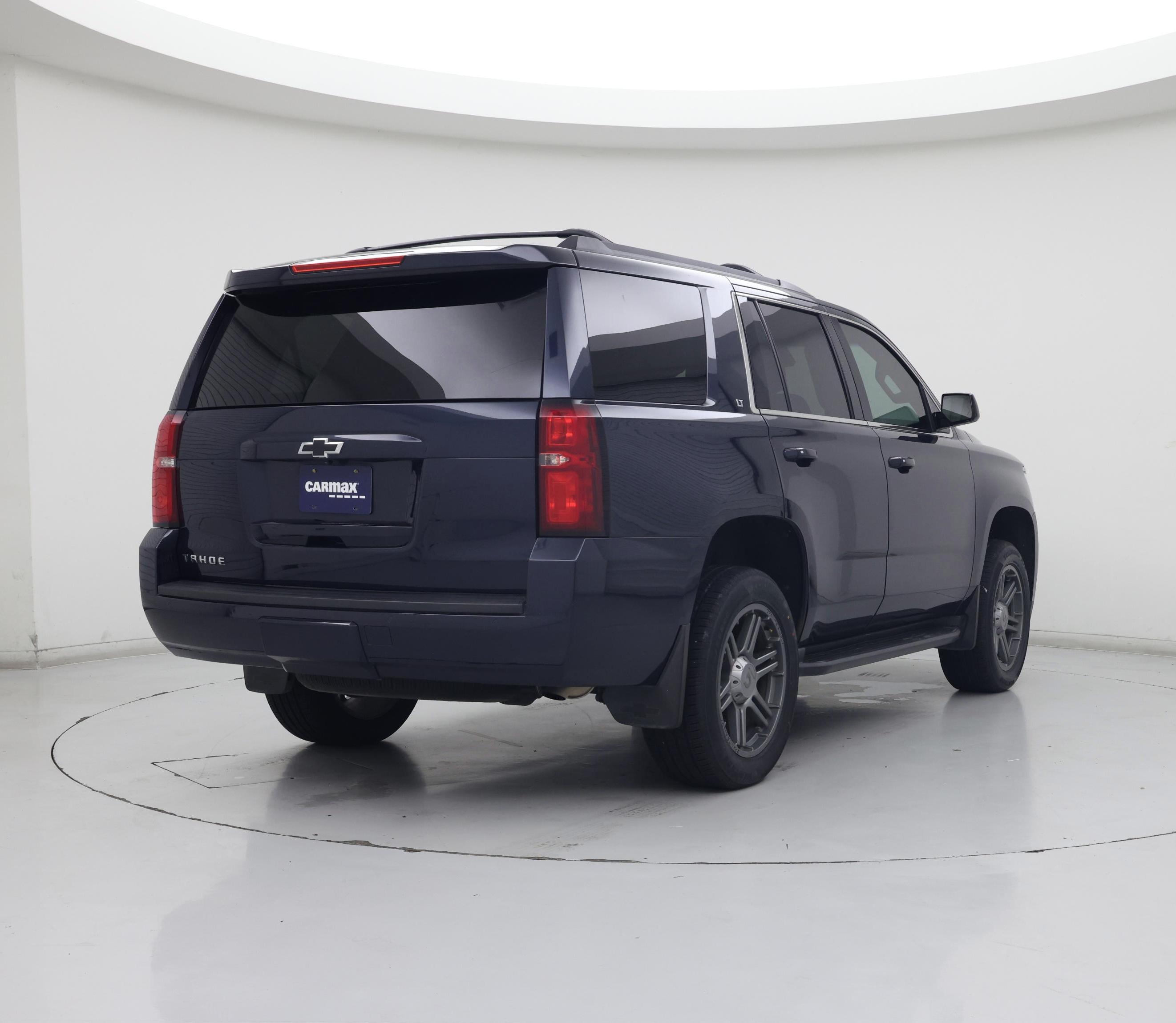 Thumbnail: 2019 Chevrolet Tahoe - 8