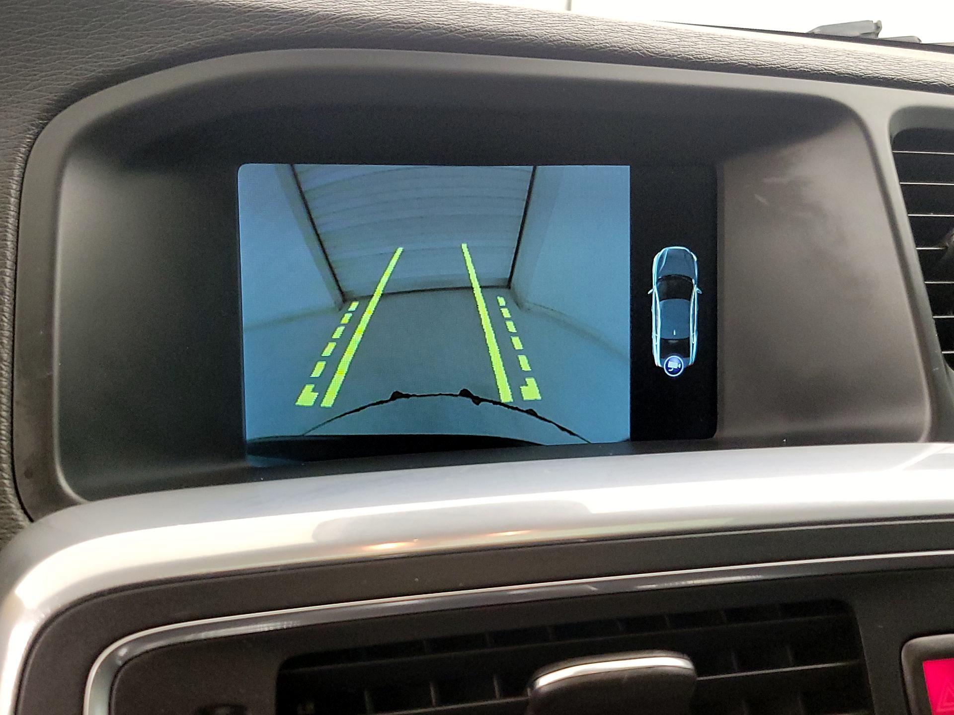 Thumbnail: 2016 Volvo S60 - 14