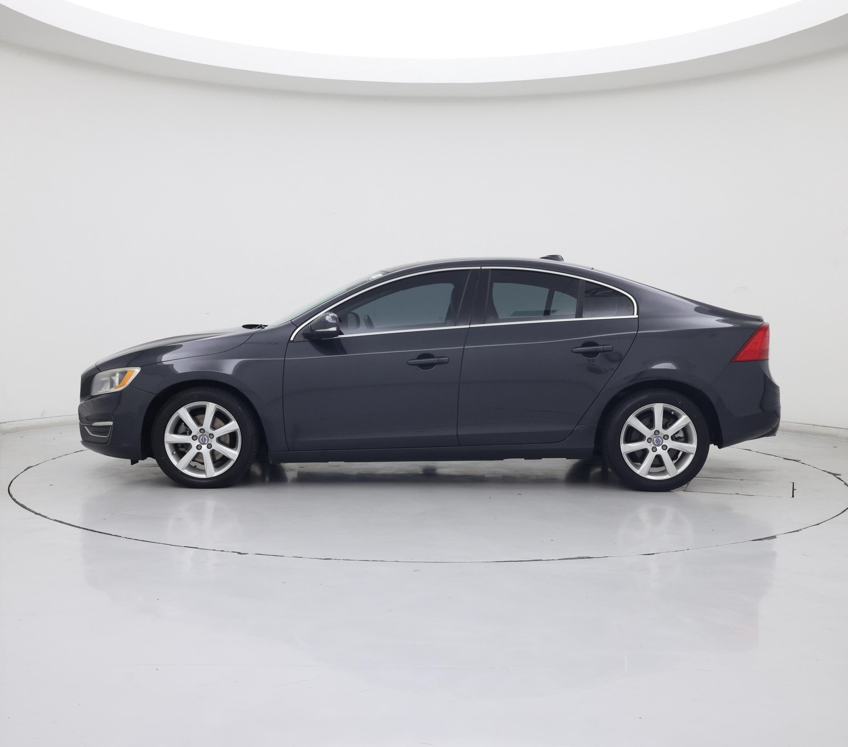 Thumbnail: 2016 Volvo S60 - 3