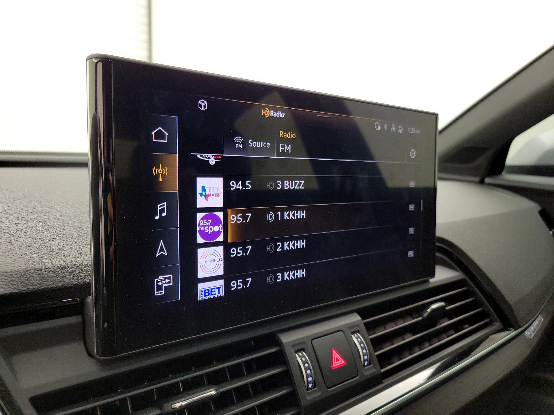 Thumbnail: 2022 Audi Q5 - 16