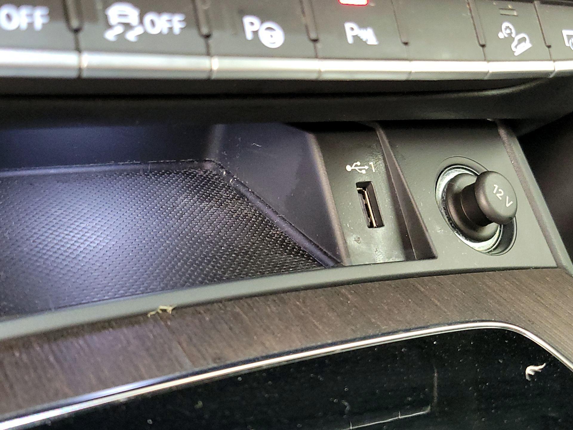 Thumbnail: 2022 Audi Q5 - 19