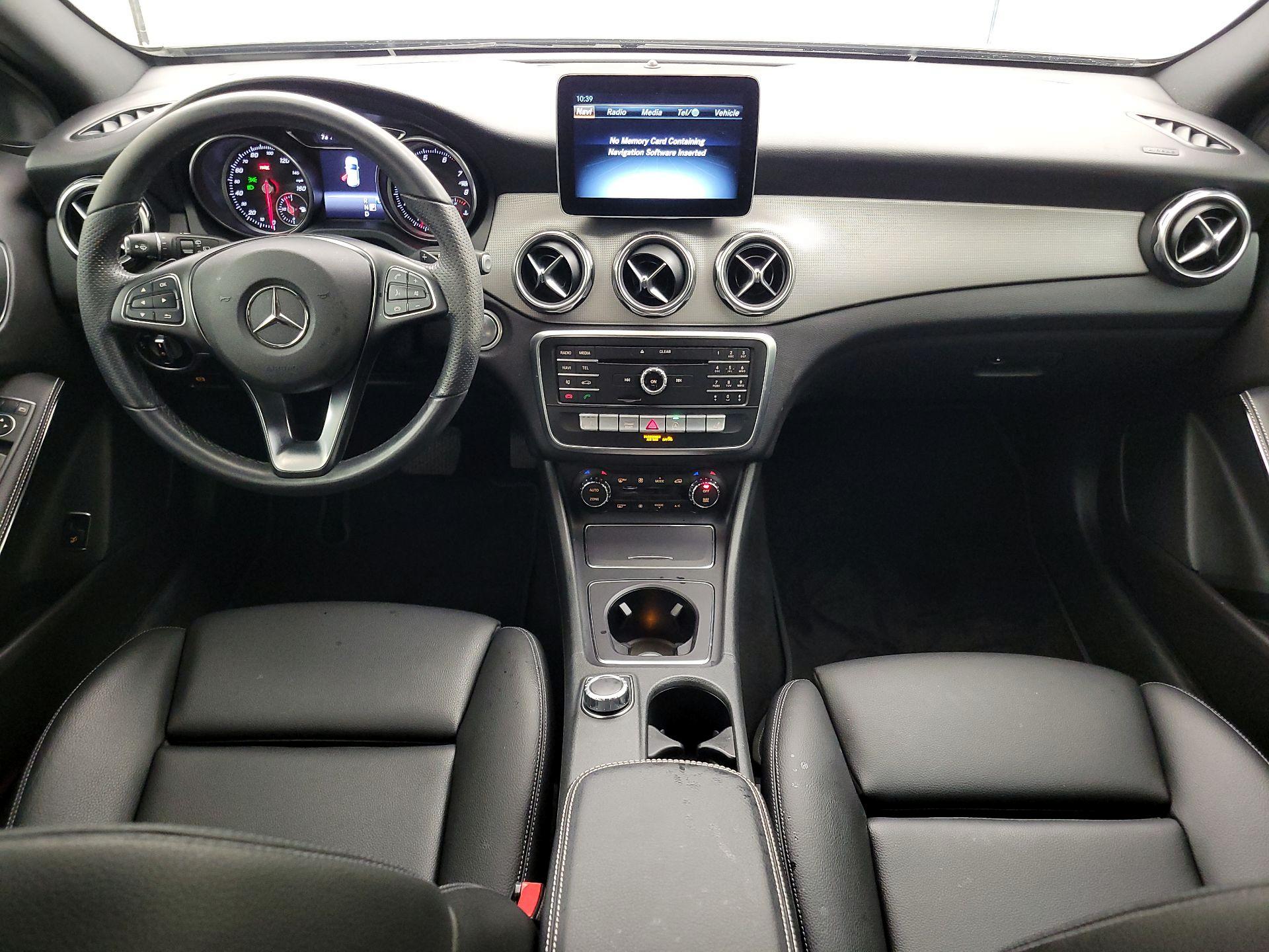 Thumbnail: 2020 Mercedes-Benz GLA - 9