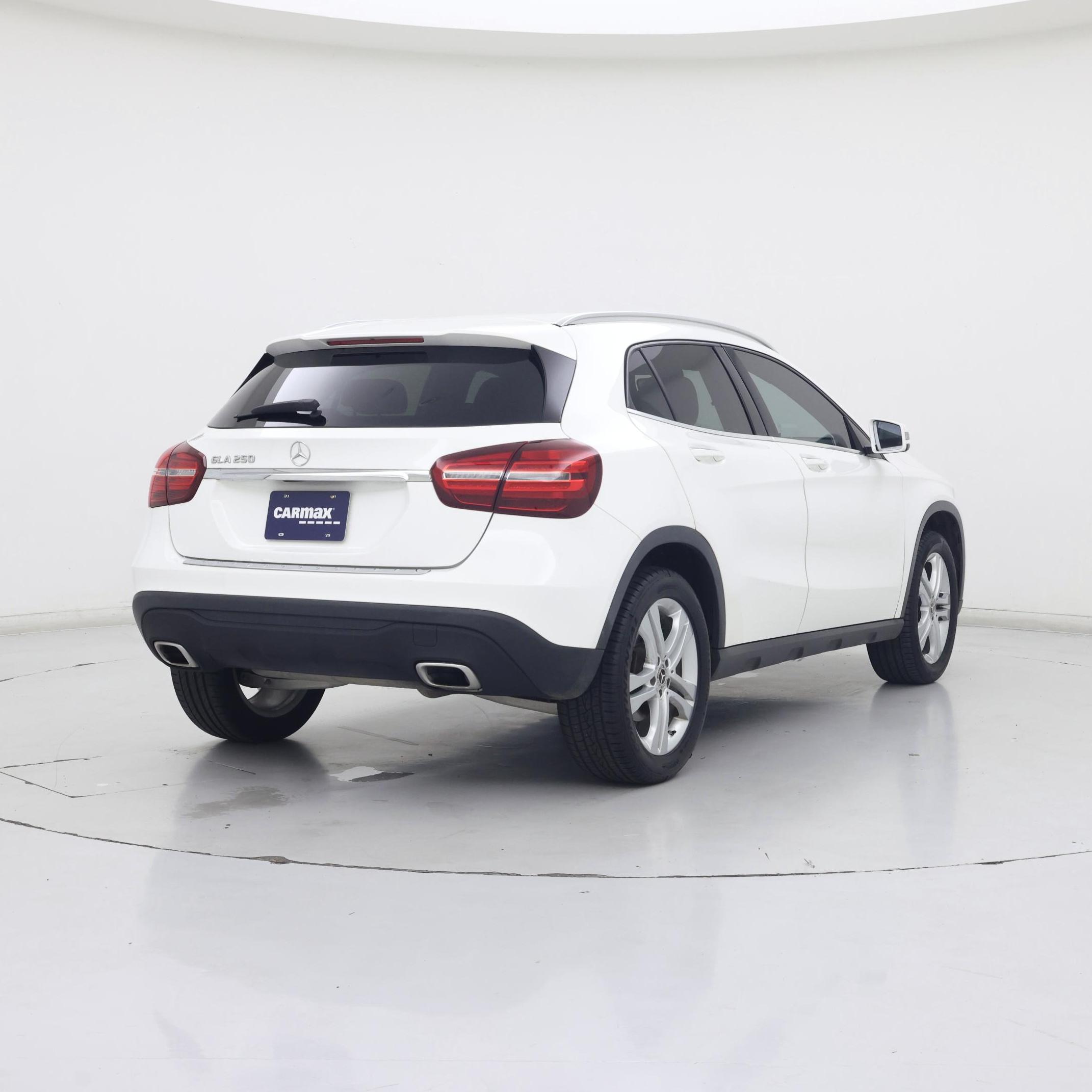 Thumbnail: 2020 Mercedes-Benz GLA - 8