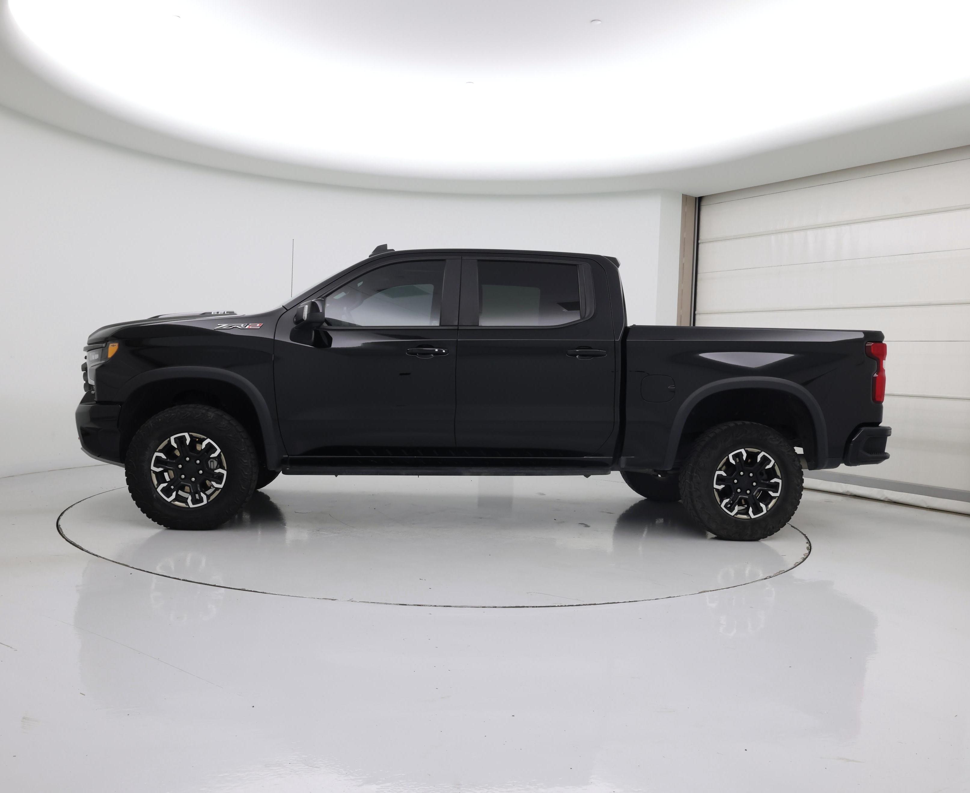 Thumbnail: 2022 Chevrolet Silverado 1500 - 3