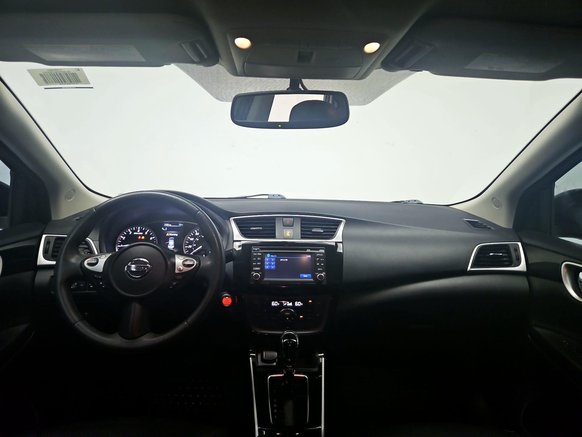 Thumbnail: 2017 Nissan Sentra - 9