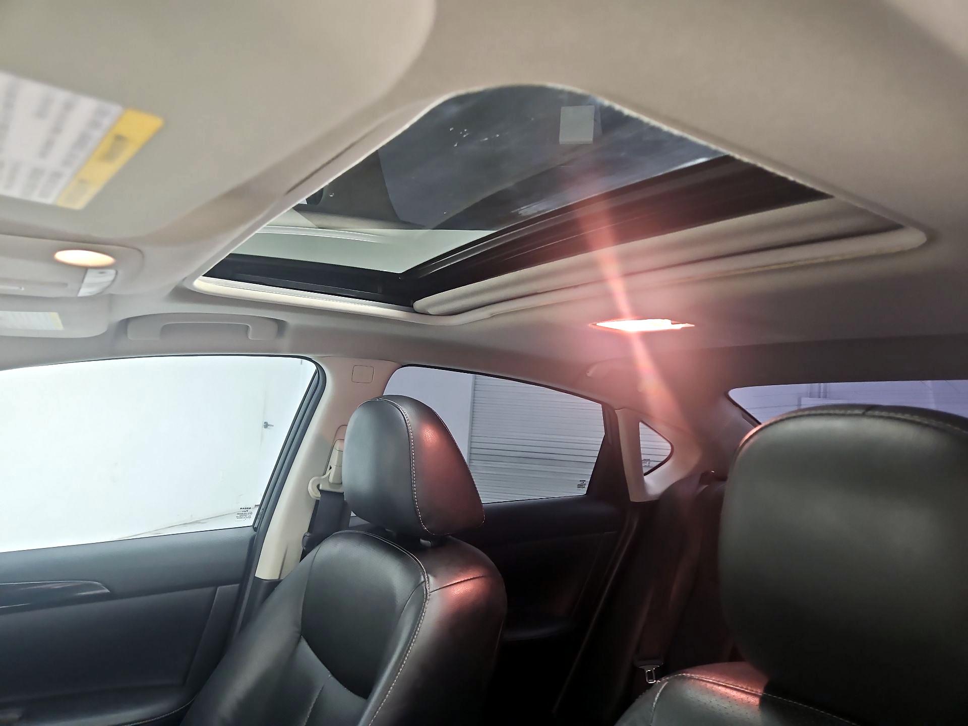 Thumbnail: 2017 Nissan Sentra - 19