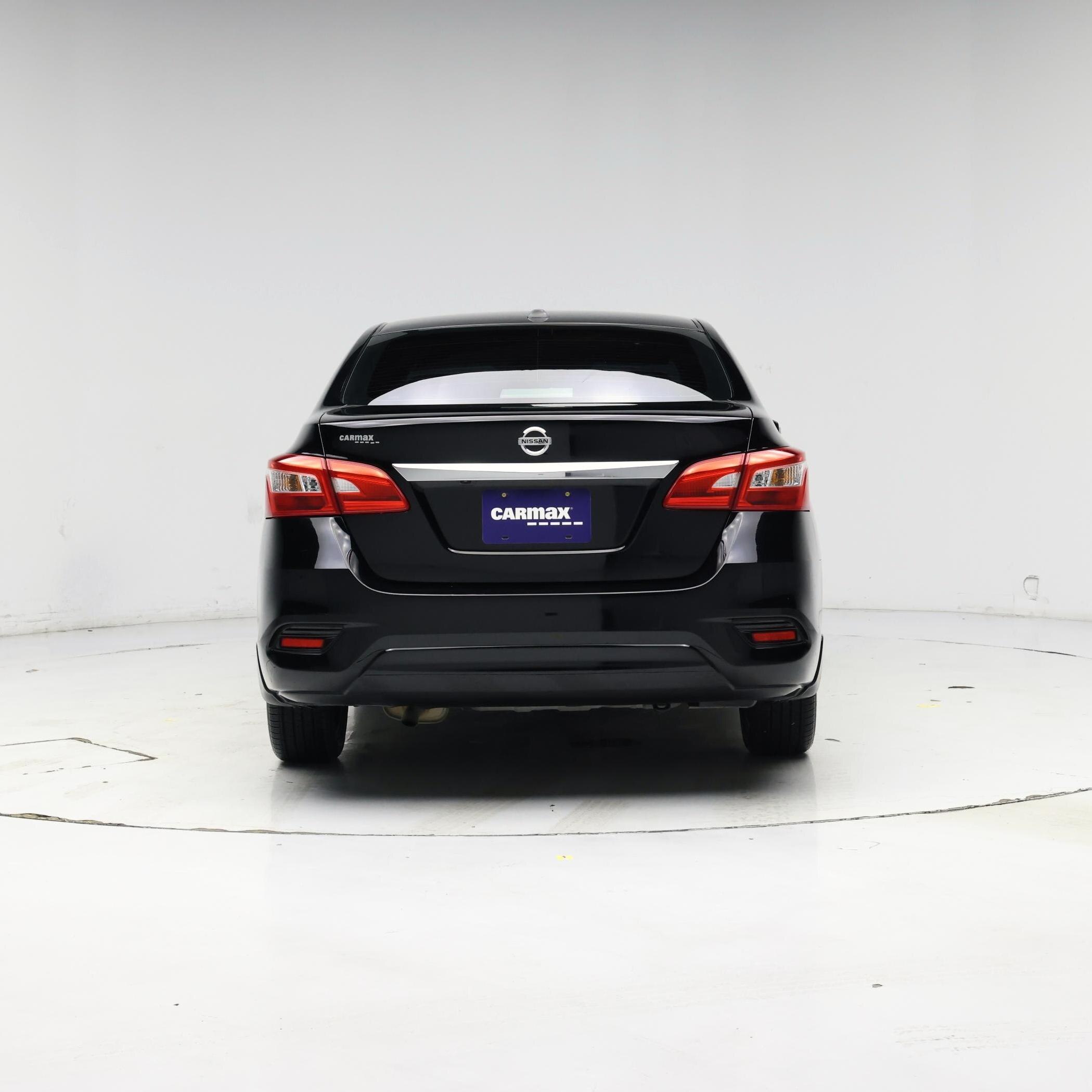 Thumbnail: 2017 Nissan Sentra - 6