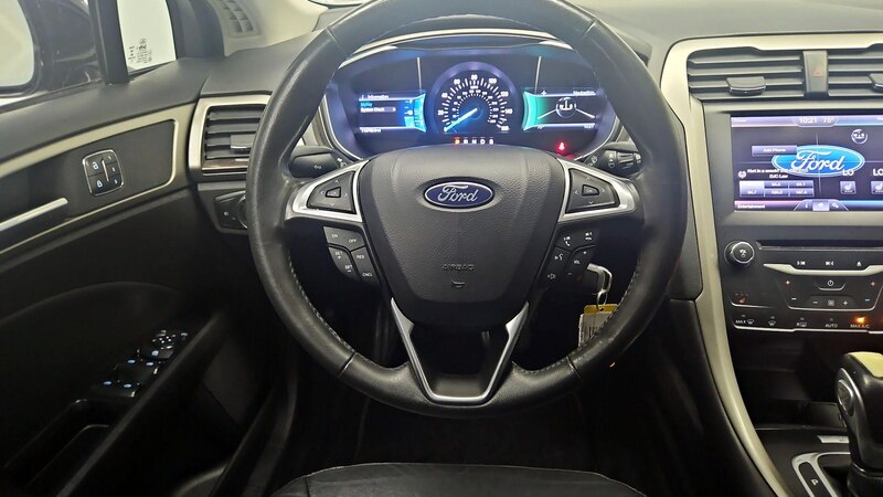 2014 Ford Fusion SE 10