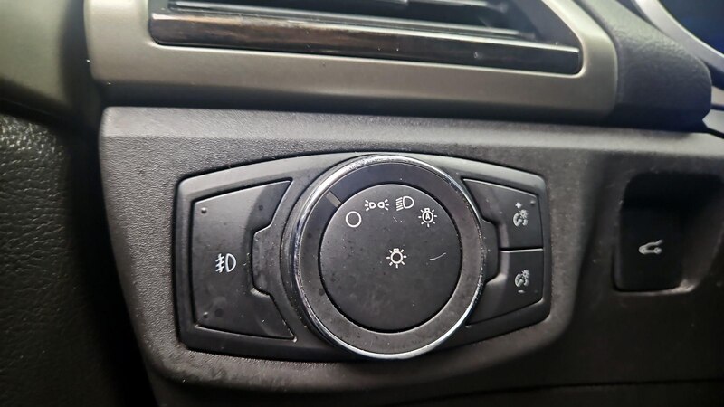 2014 Ford Fusion SE 13