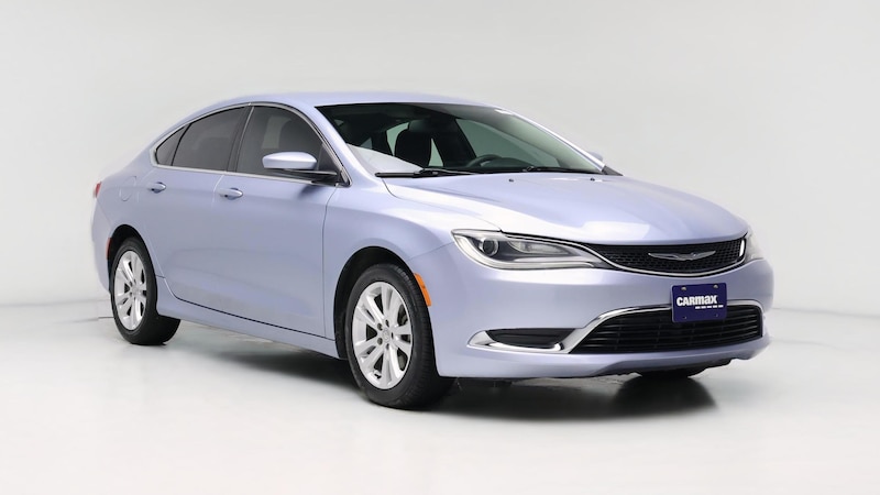 2015 Chrysler 200 Limited Hero Image