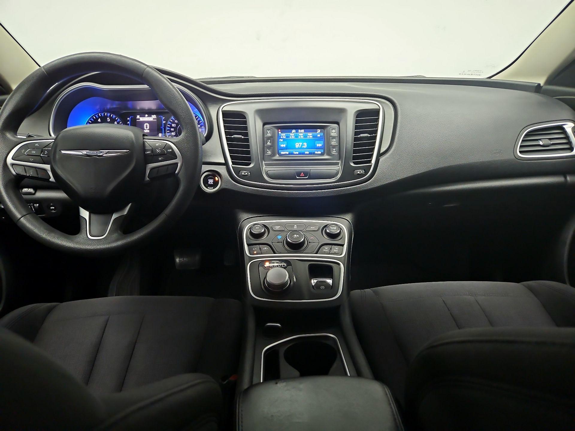 Thumbnail: 2015 Chrysler 200 - 9