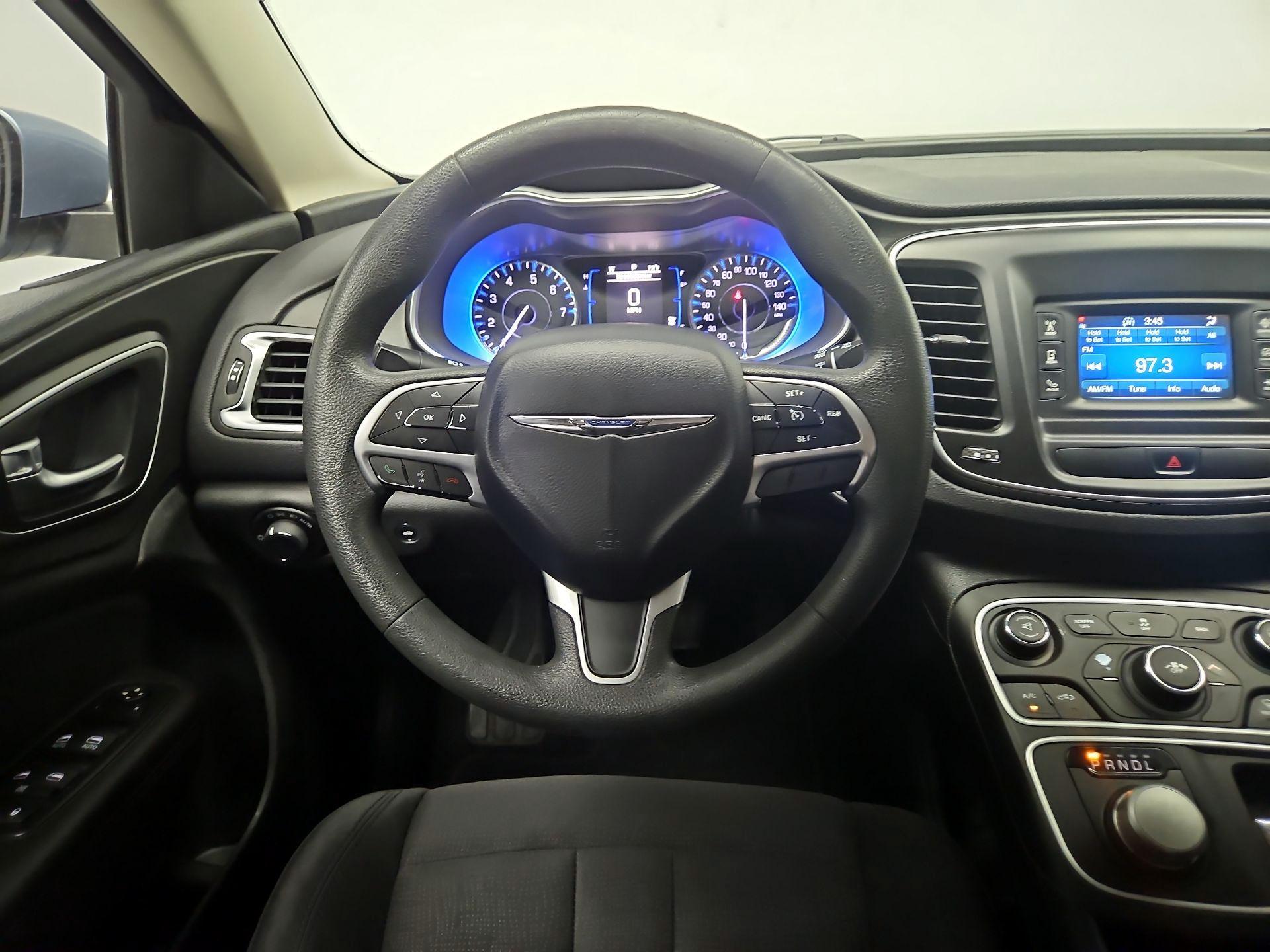 Thumbnail: 2015 Chrysler 200 - 10