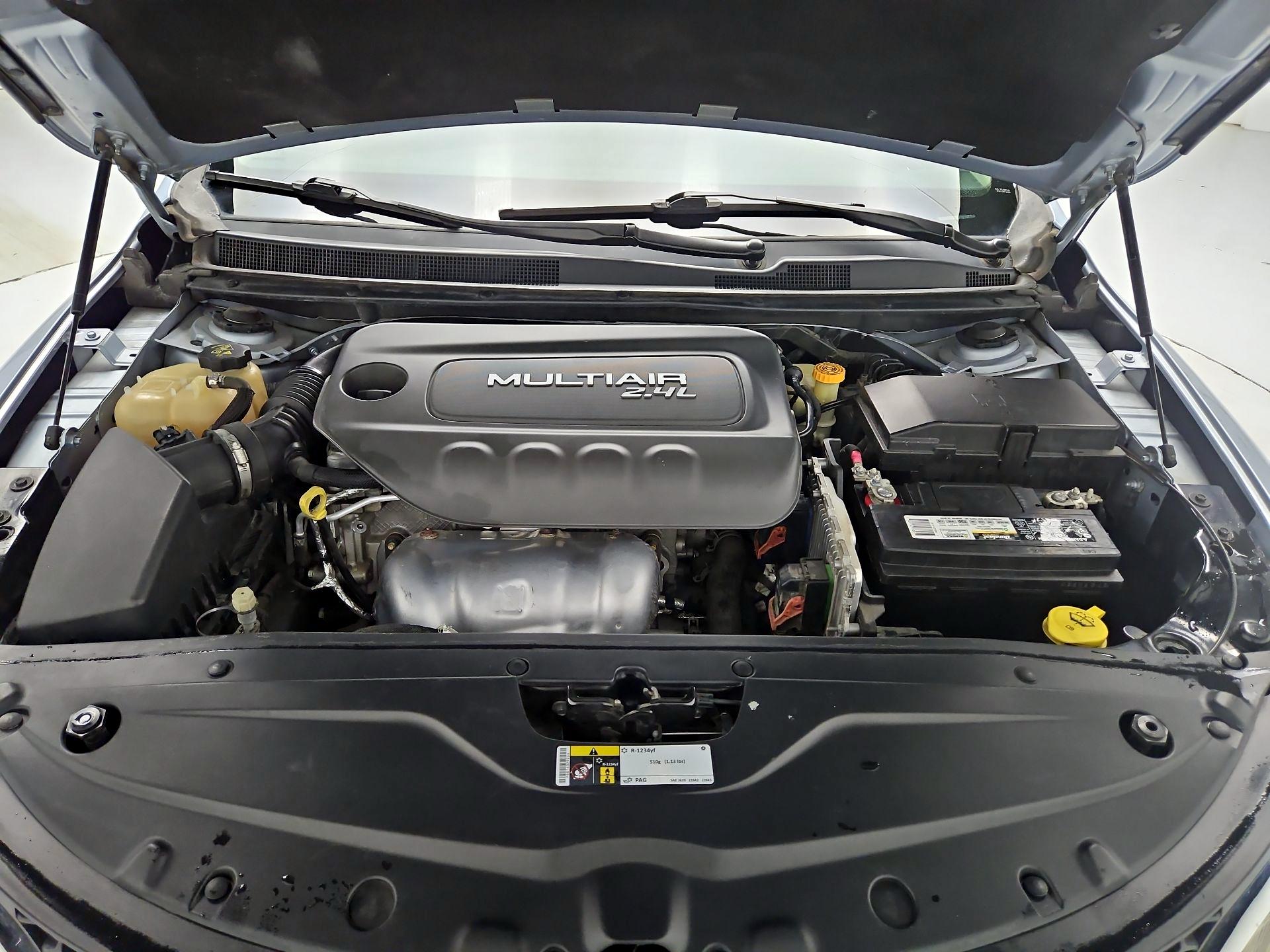 Thumbnail: 2015 Chrysler 200 - 20