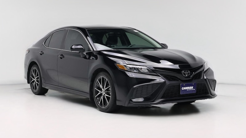 2023 Toyota Camry SE Hero Image