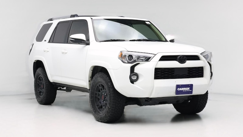 2022 Toyota 4Runner SR5 Hero Image