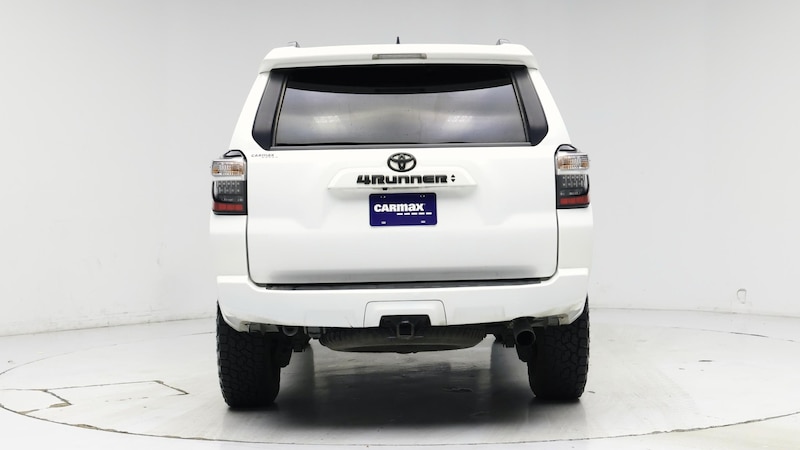 2022 Toyota 4Runner SR5 6