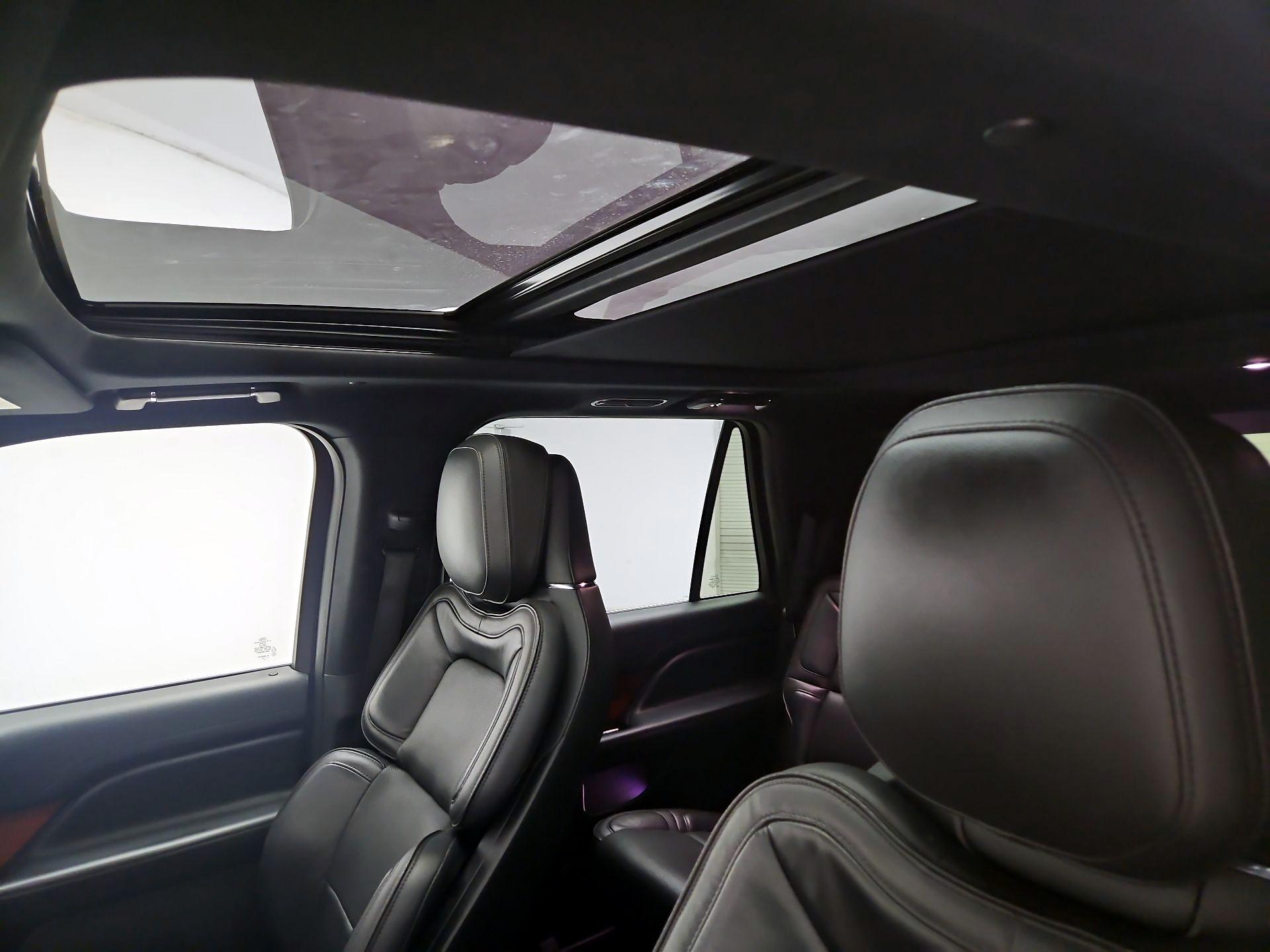 Thumbnail: 2018 Lincoln Navigator - 20