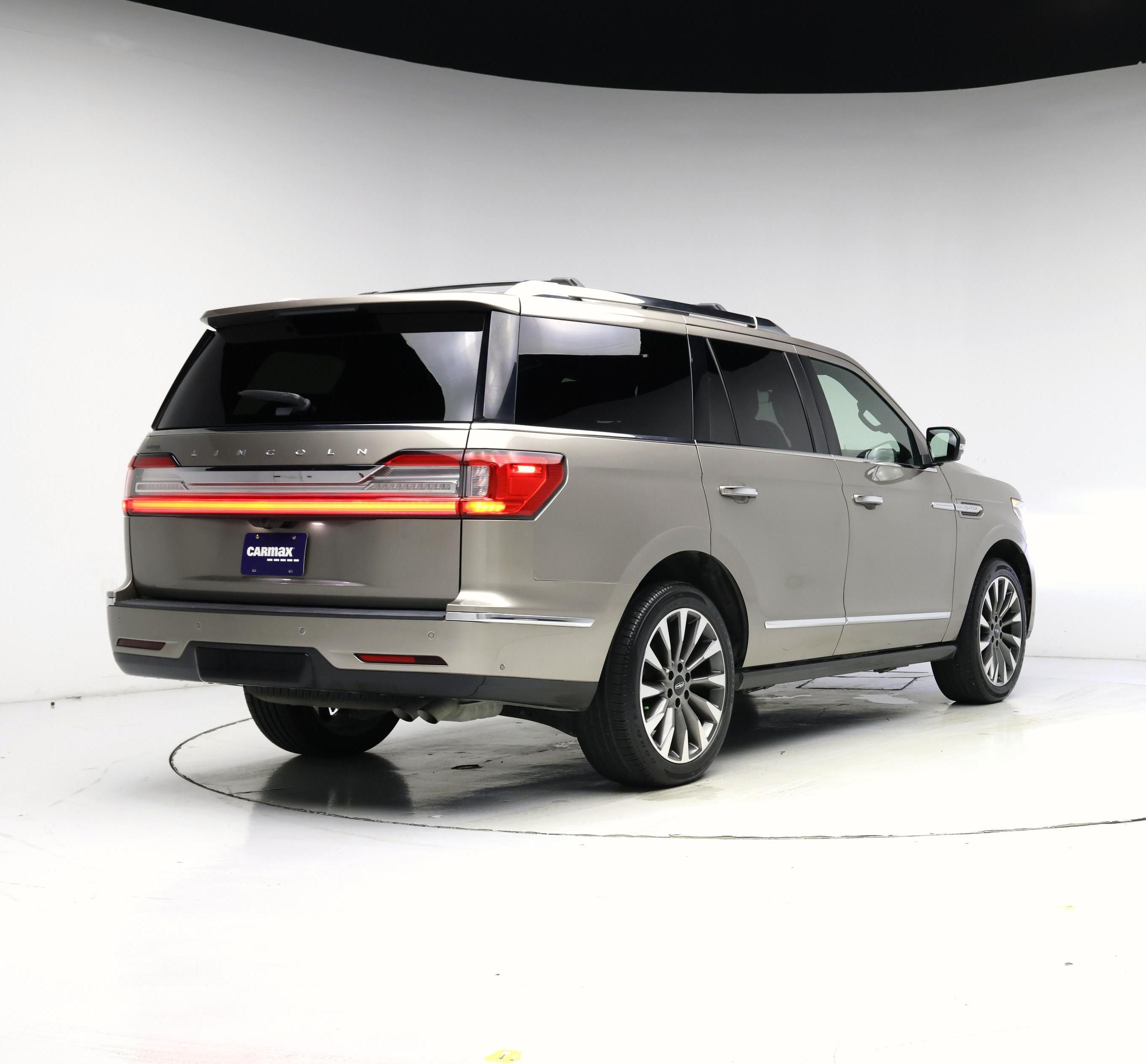 Thumbnail: 2018 Lincoln Navigator - 8