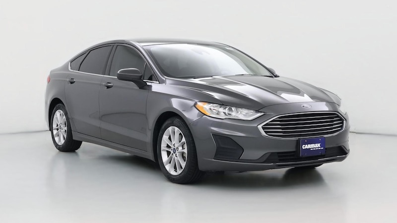 2020 Ford Fusion SE Hero Image